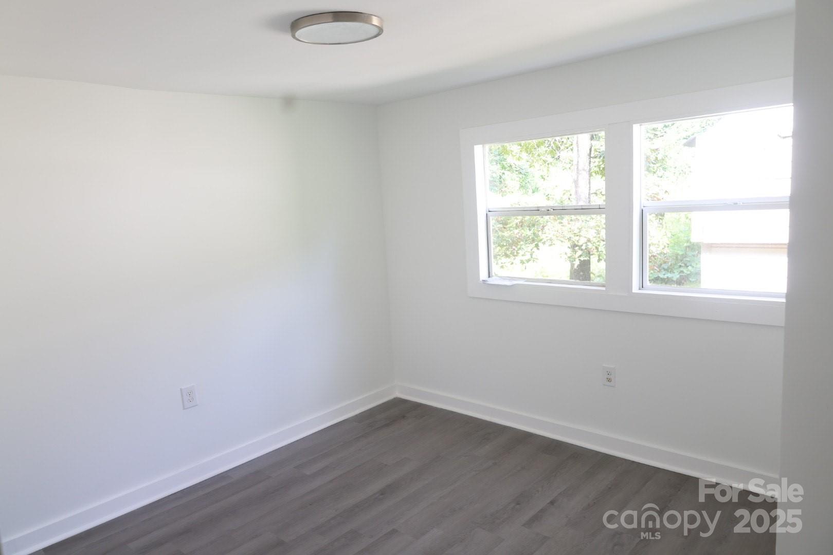 5 Miramar Drive