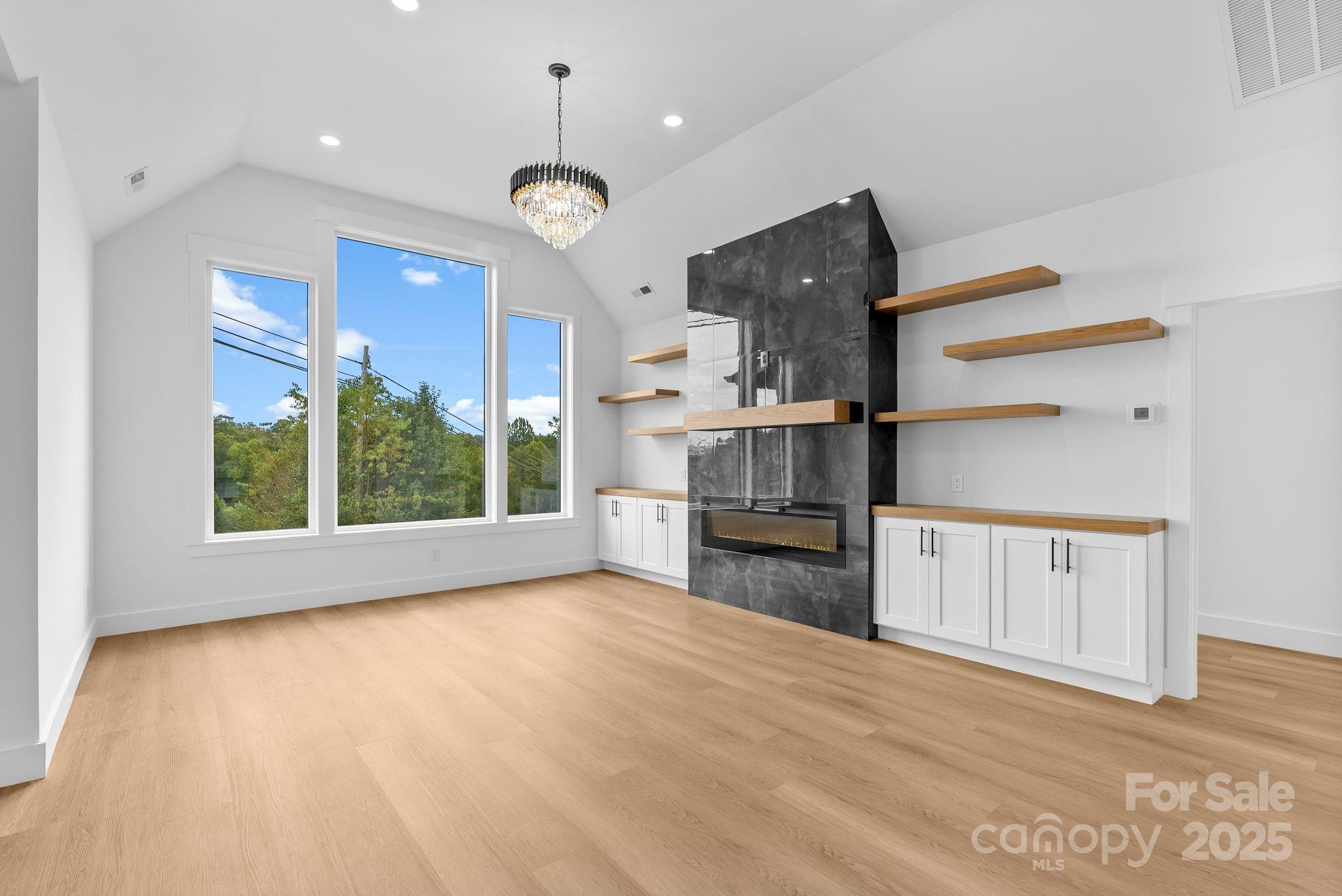 1148 Alexander Road