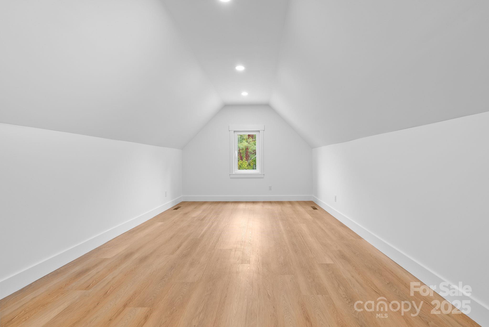 1148 Alexander Road