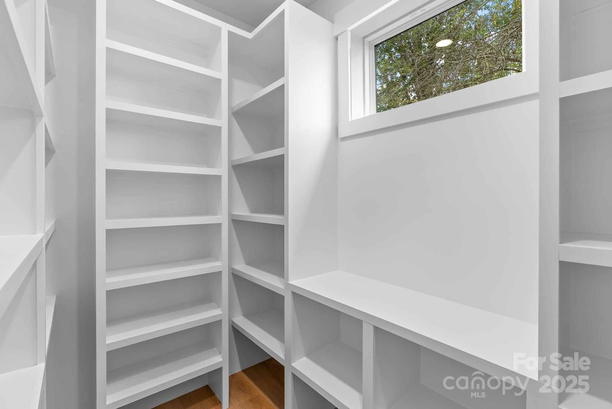 1148 Alexander Road