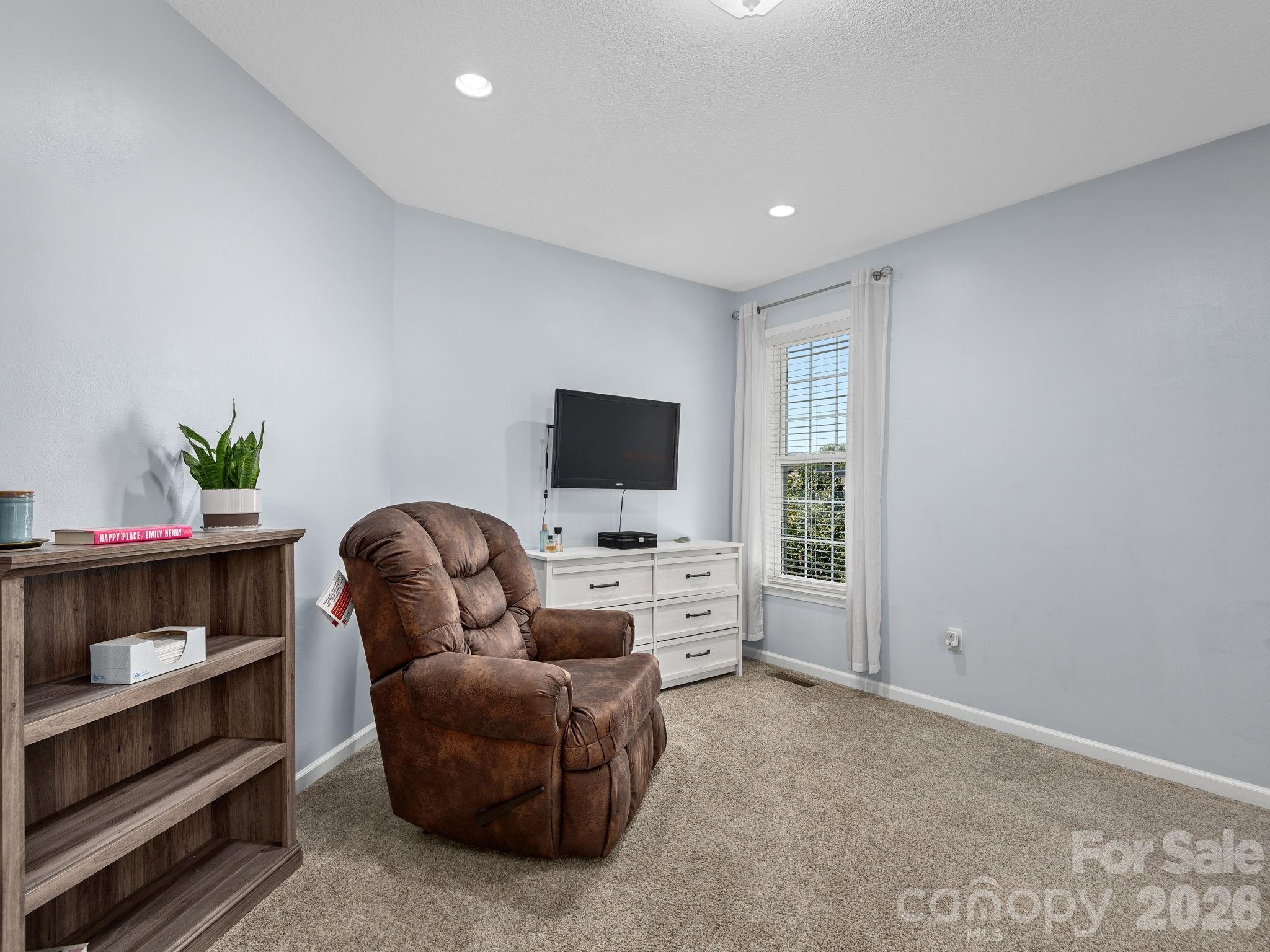 95 Driftstone Circle