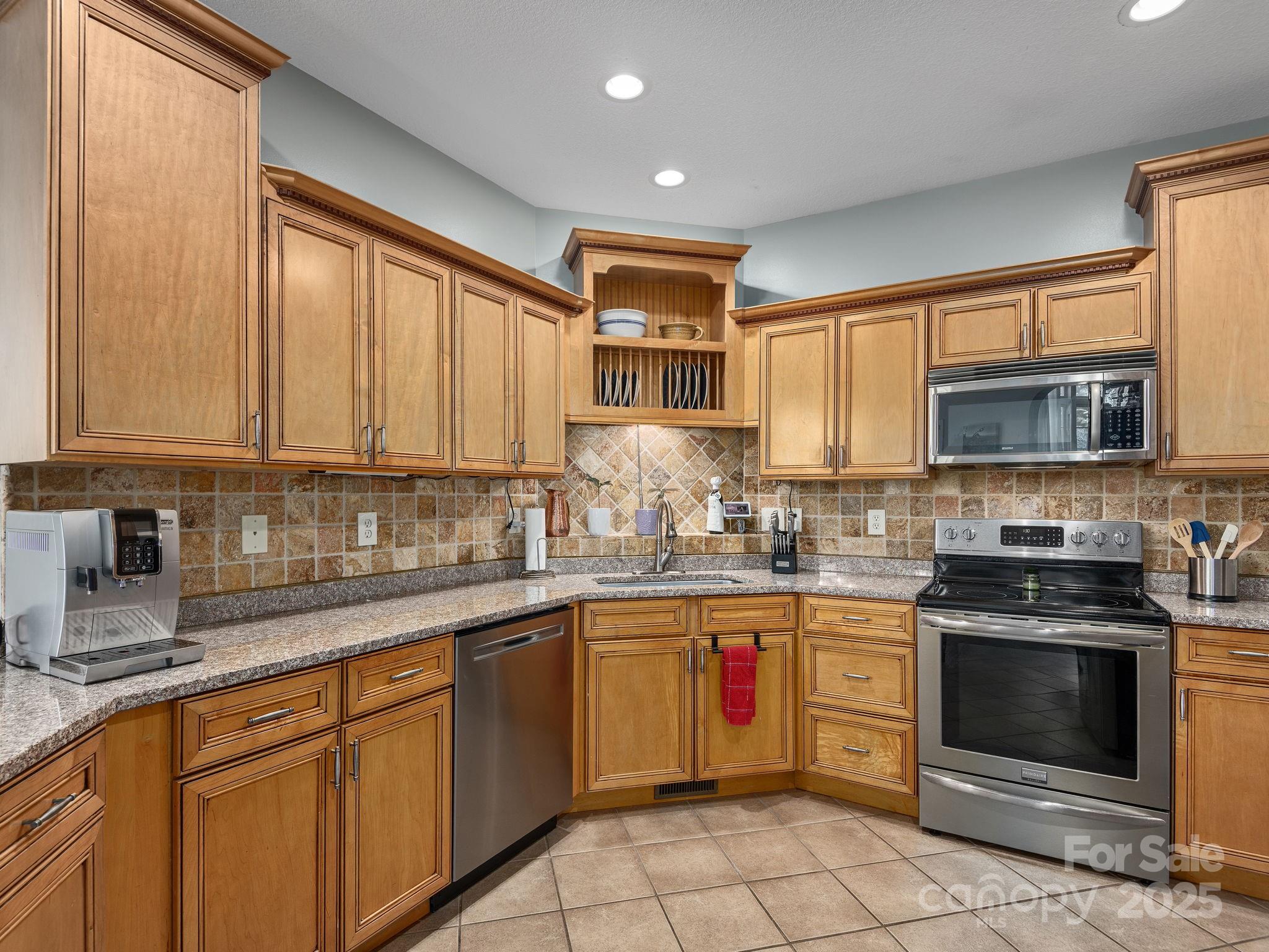 95 Driftstone Circle