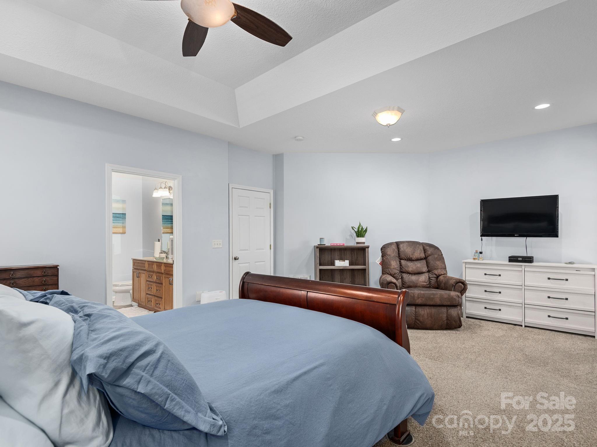 95 Driftstone Circle