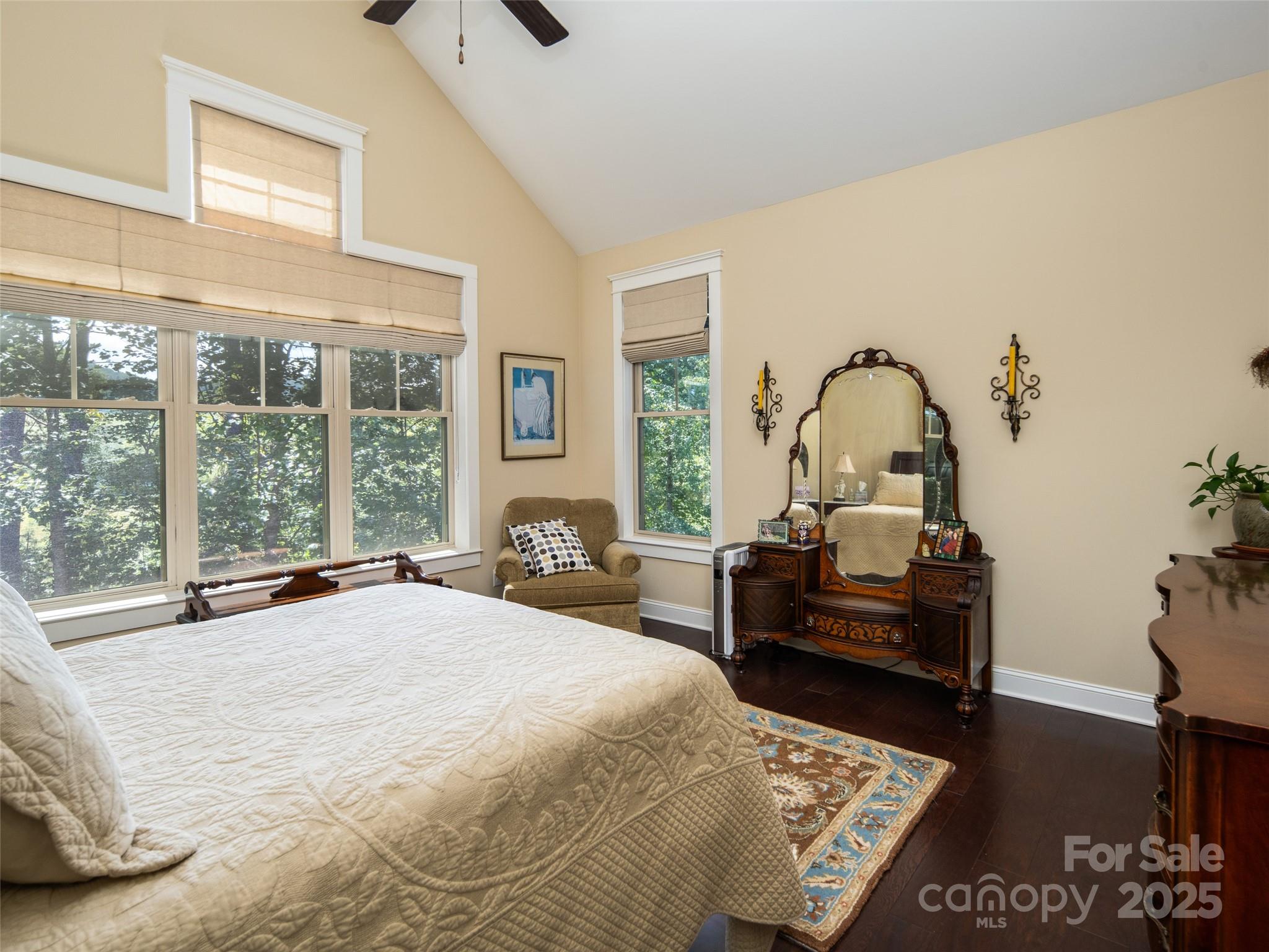 38 S Kaufman Stone Way