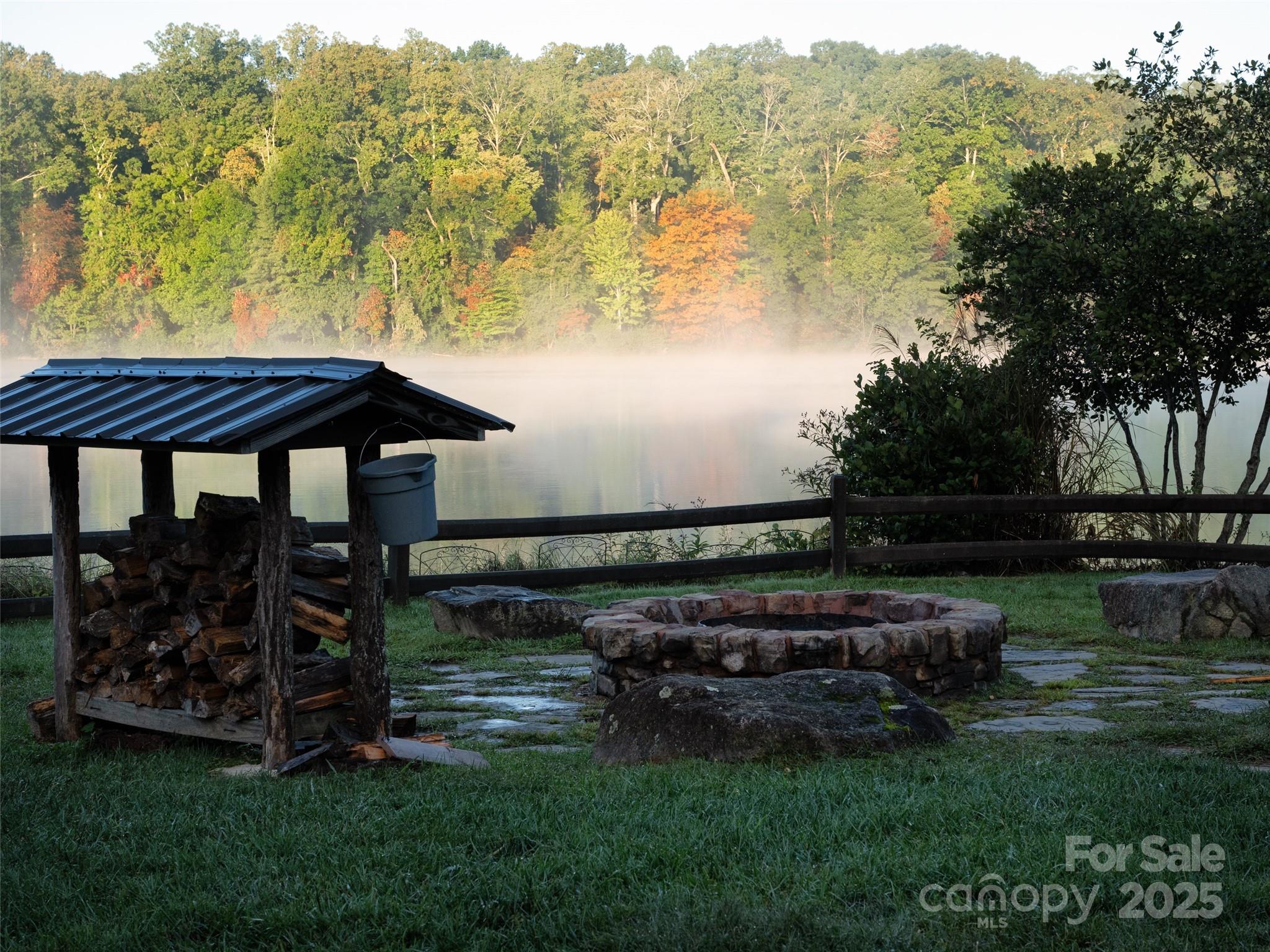 38 S Kaufman Stone Way