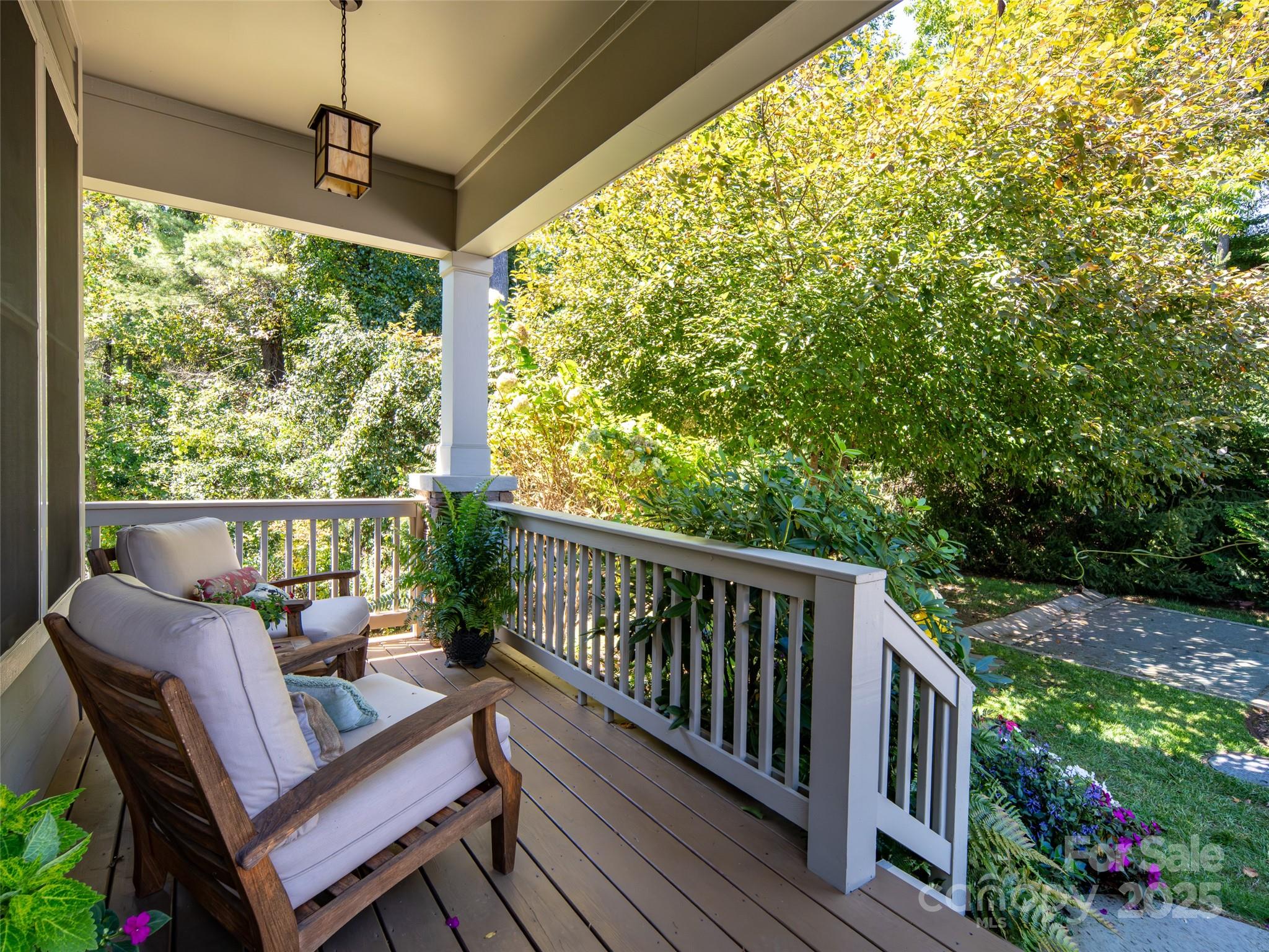 38 S Kaufman Stone Way