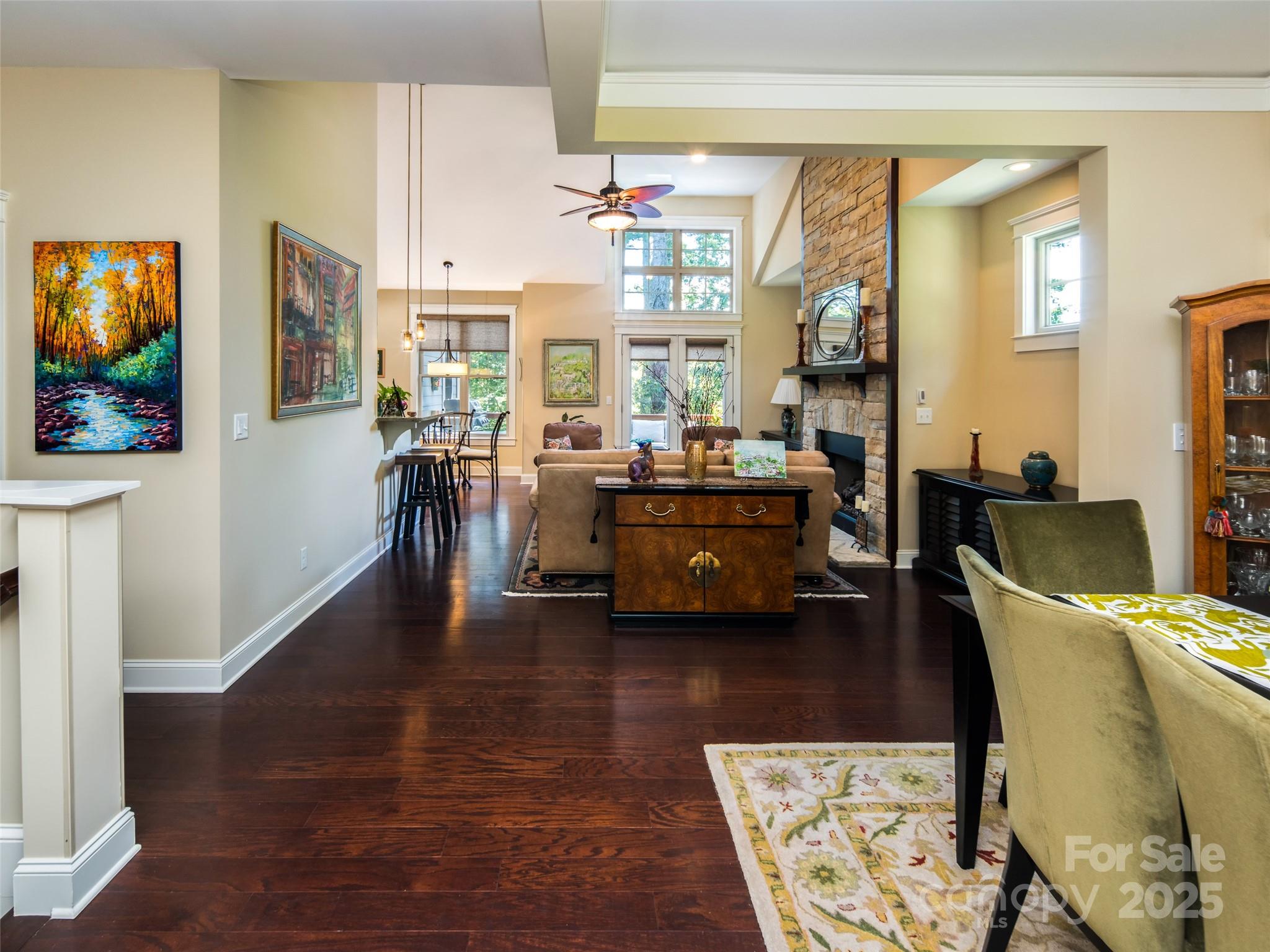 38 S Kaufman Stone Way