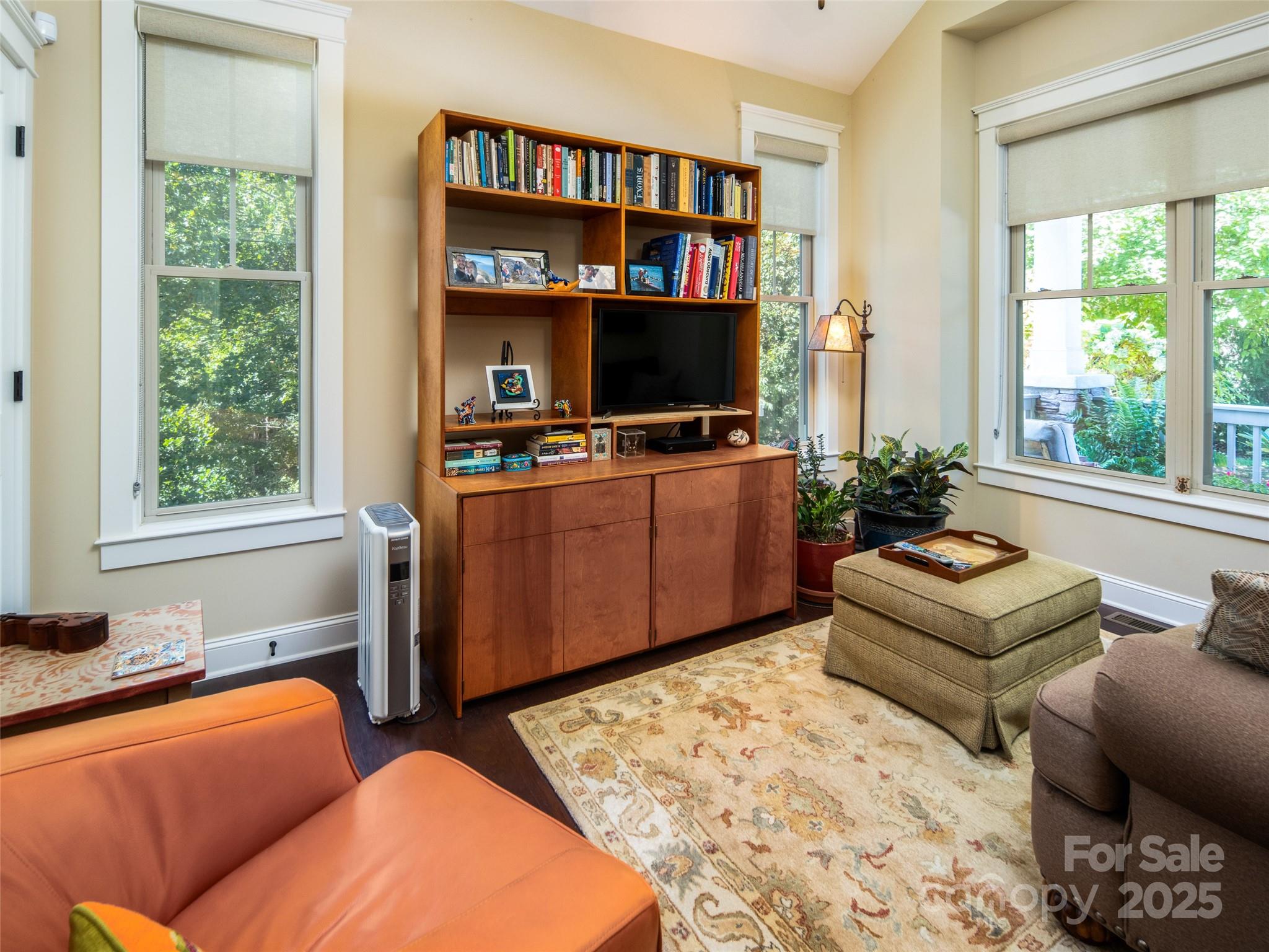 38 S Kaufman Stone Way