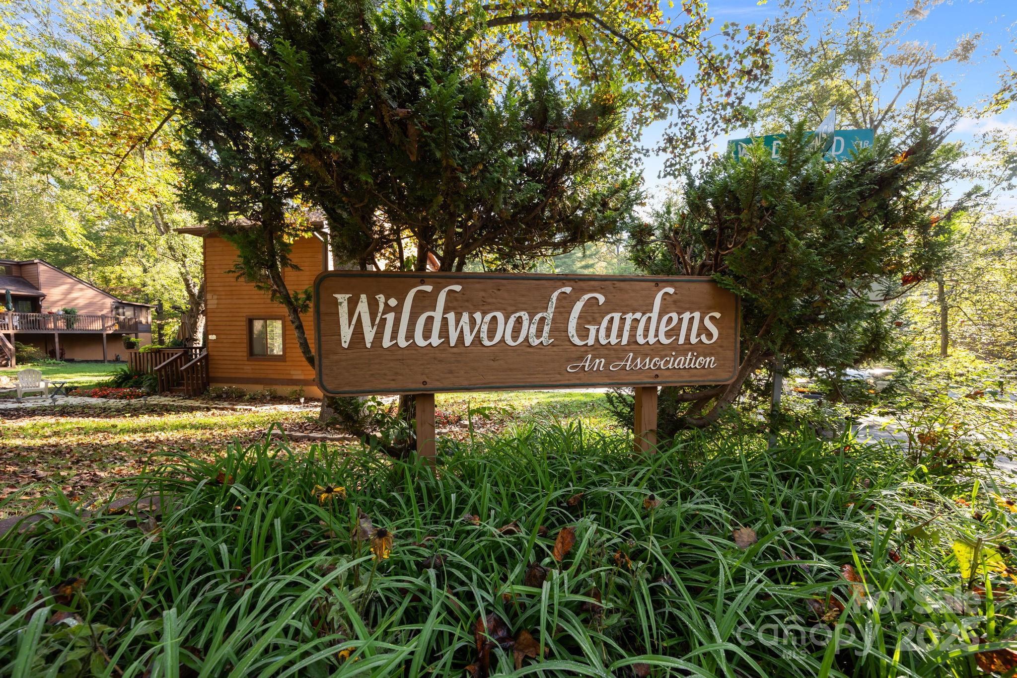 70 N Garden Court