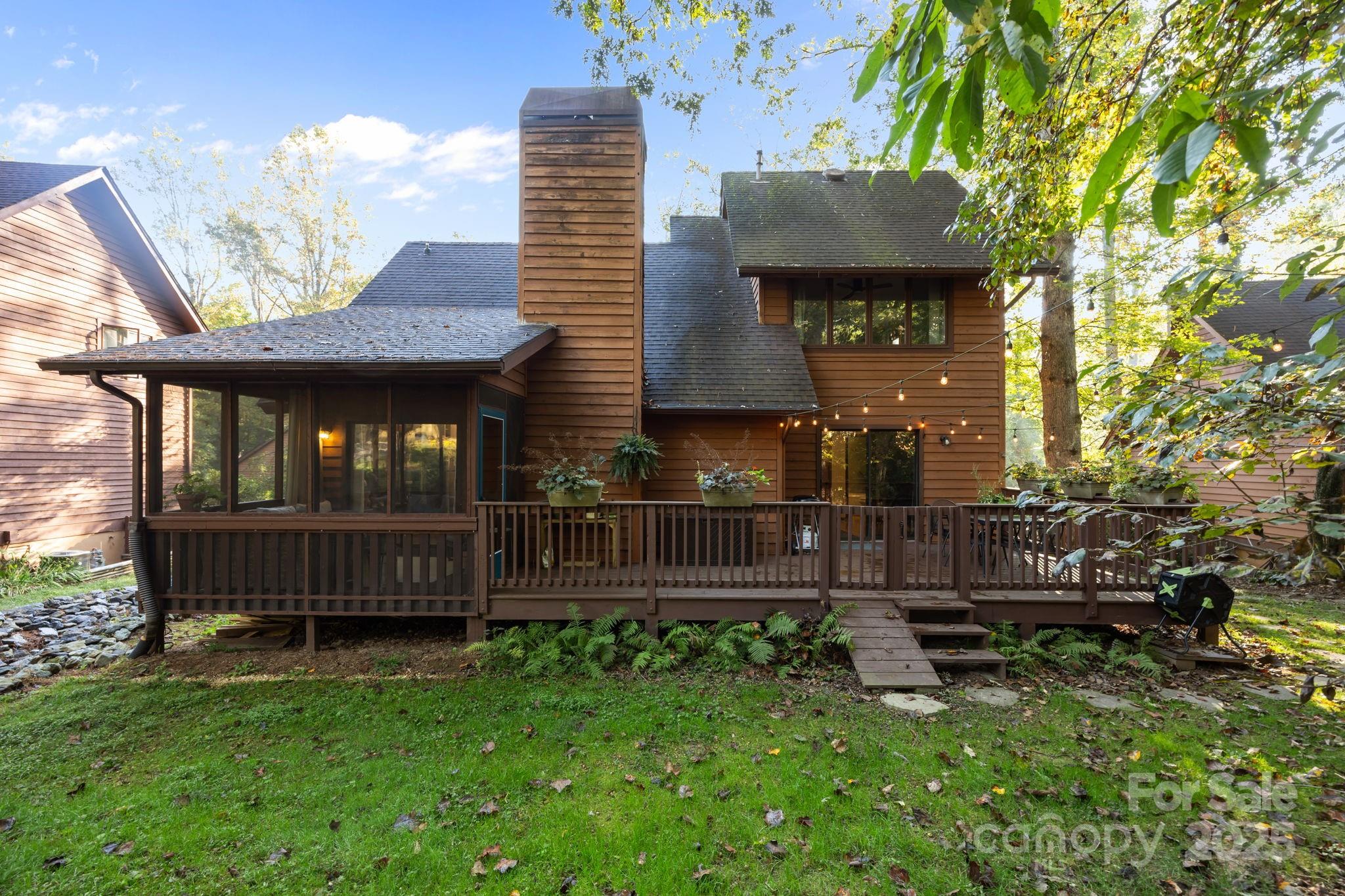 70 N Garden Court