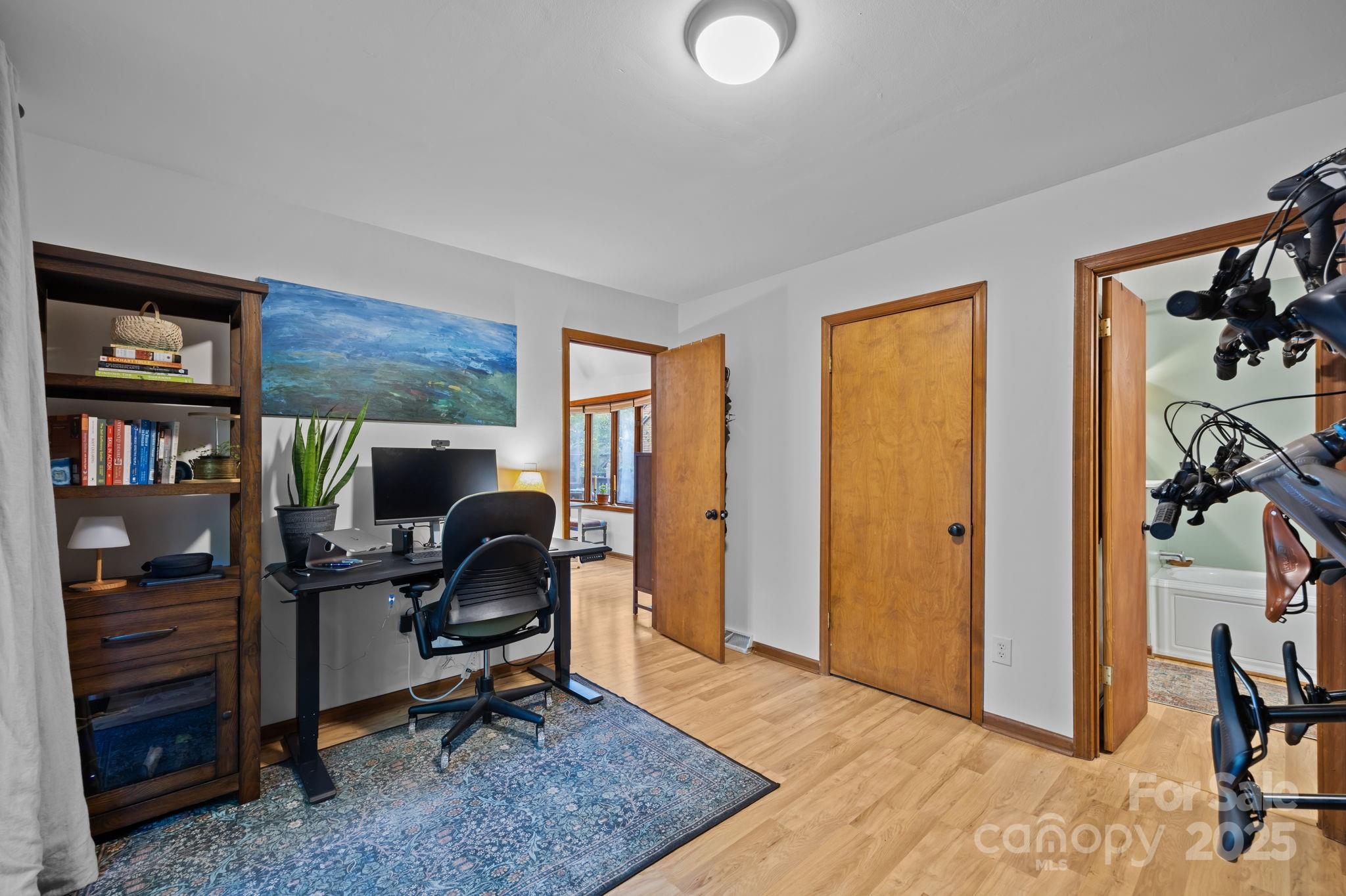 70 N Garden Court