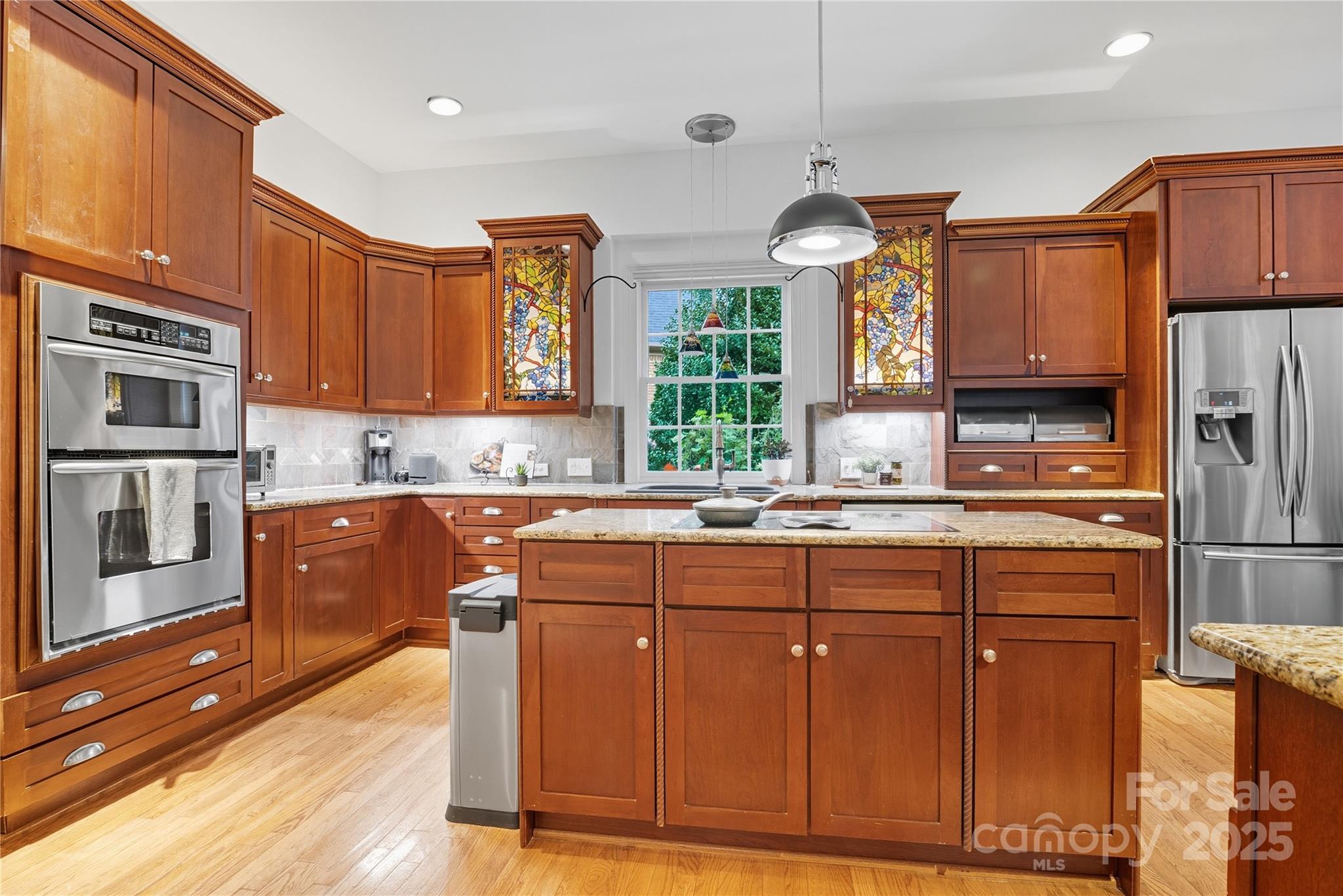 15915 Knox Hill Road