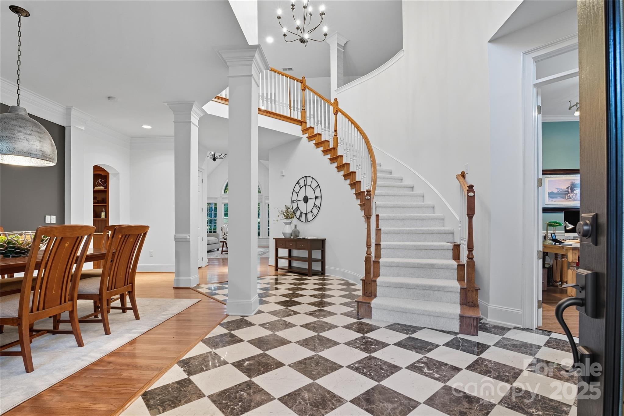 15915 Knox Hill Road