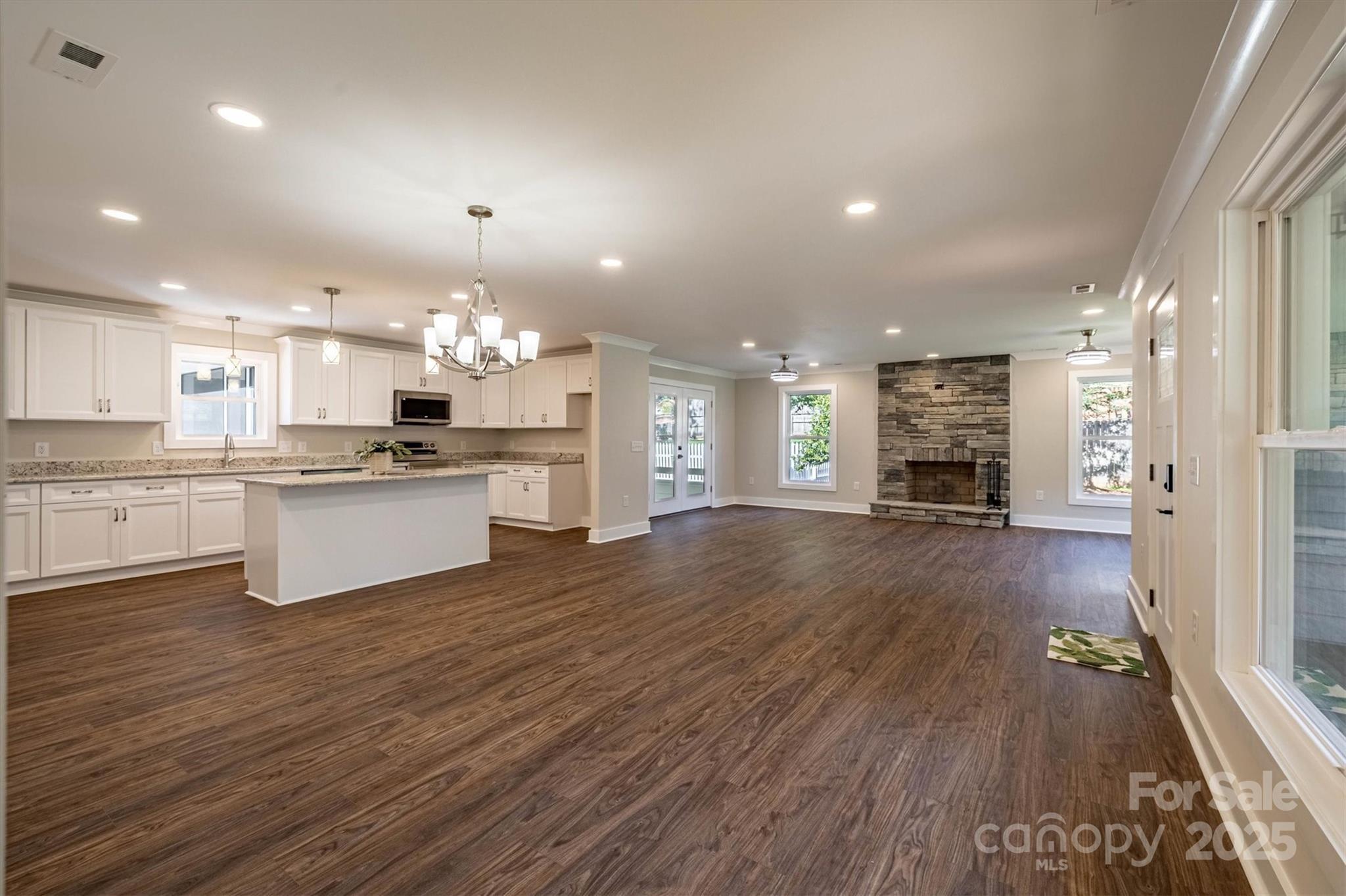 2912 Woodstream Drive