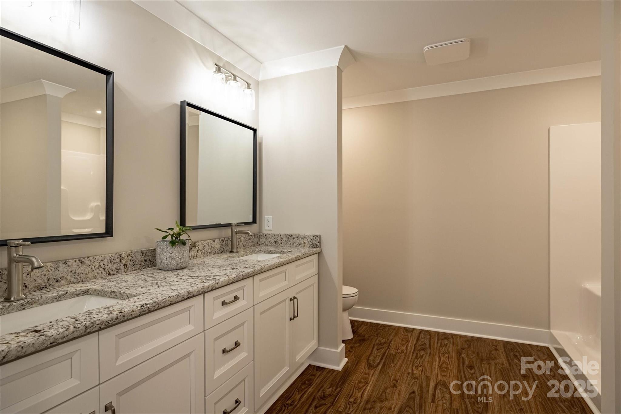 2912 Woodstream Drive