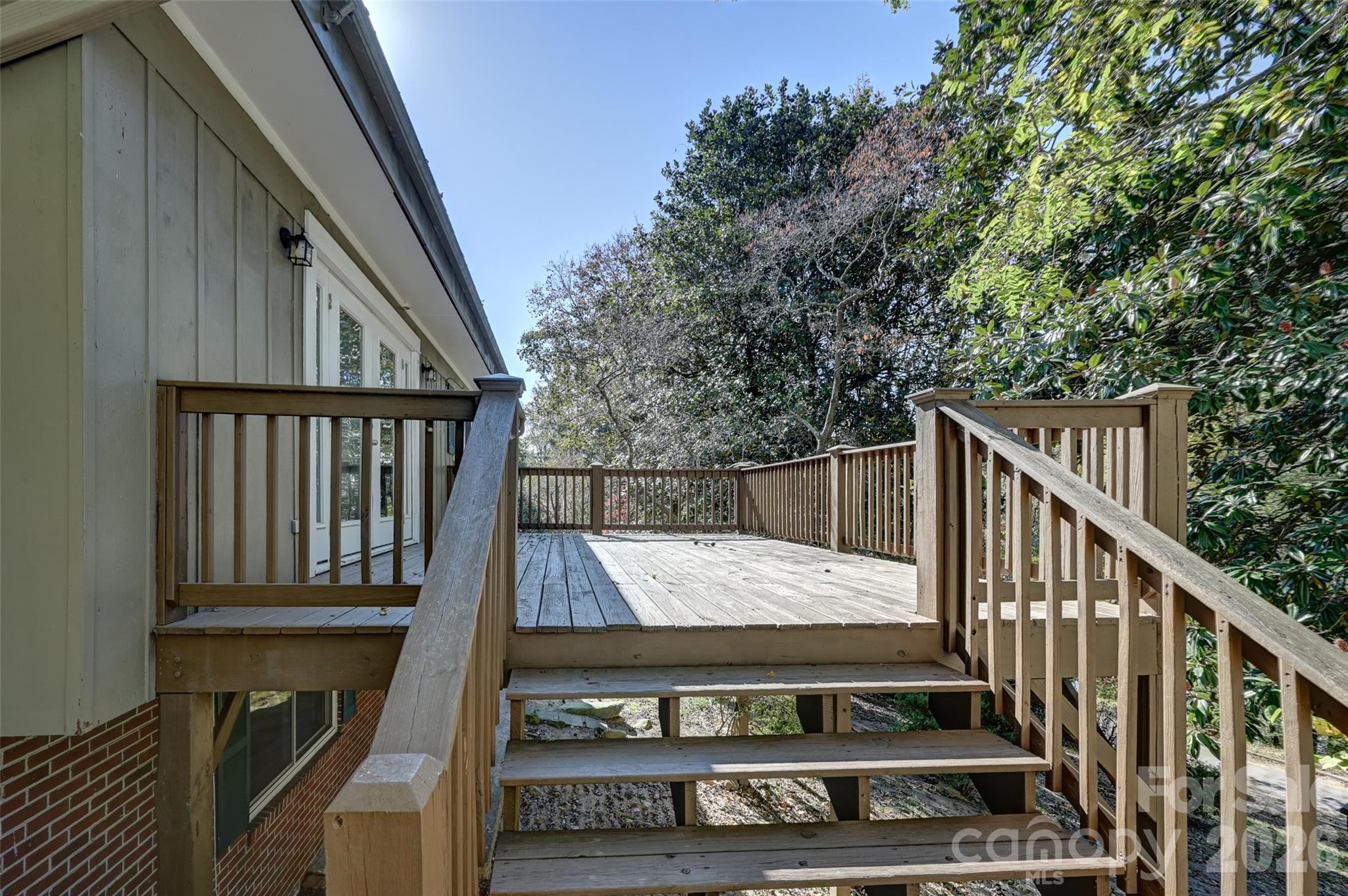 22 E Shore Drive