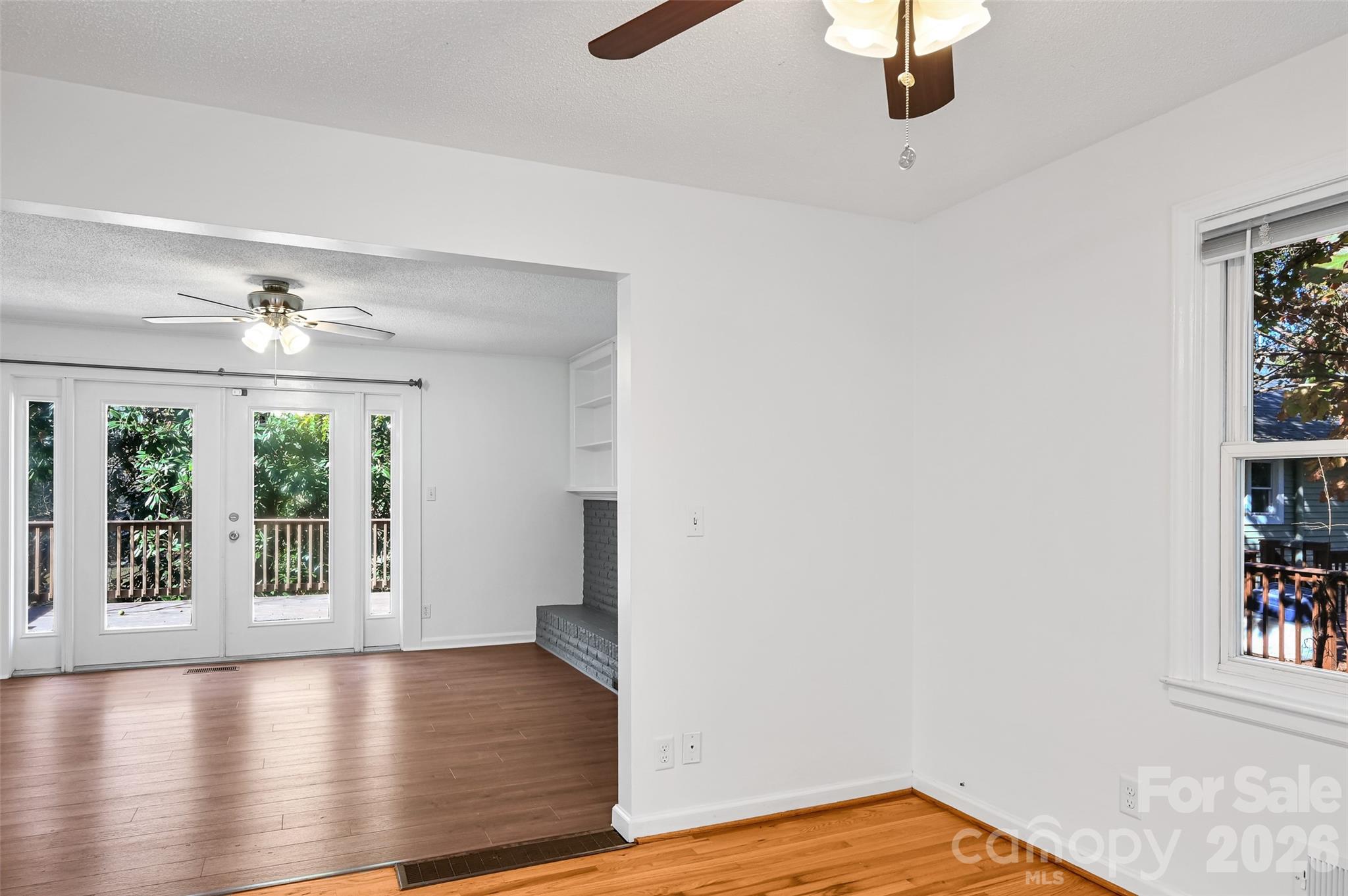 22 E Shore Drive