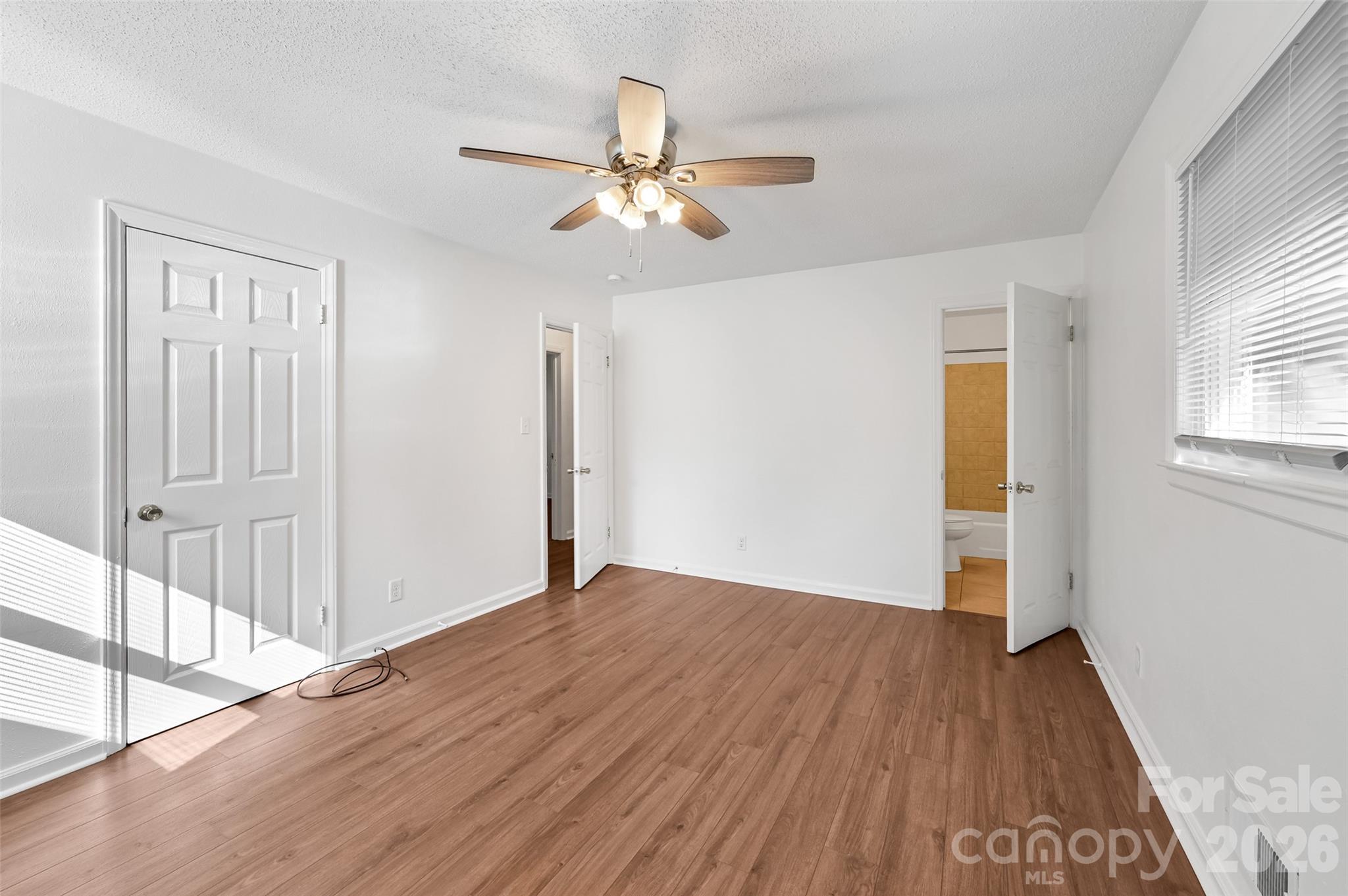 22 E Shore Drive
