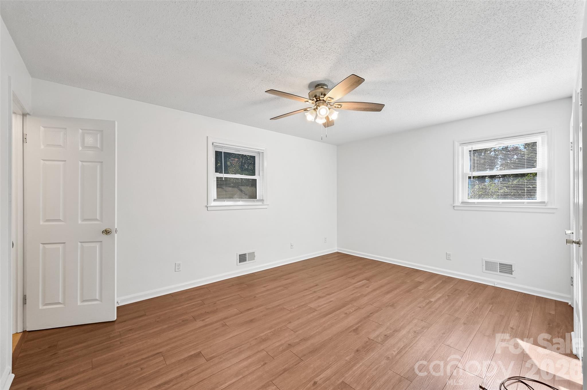22 E Shore Drive