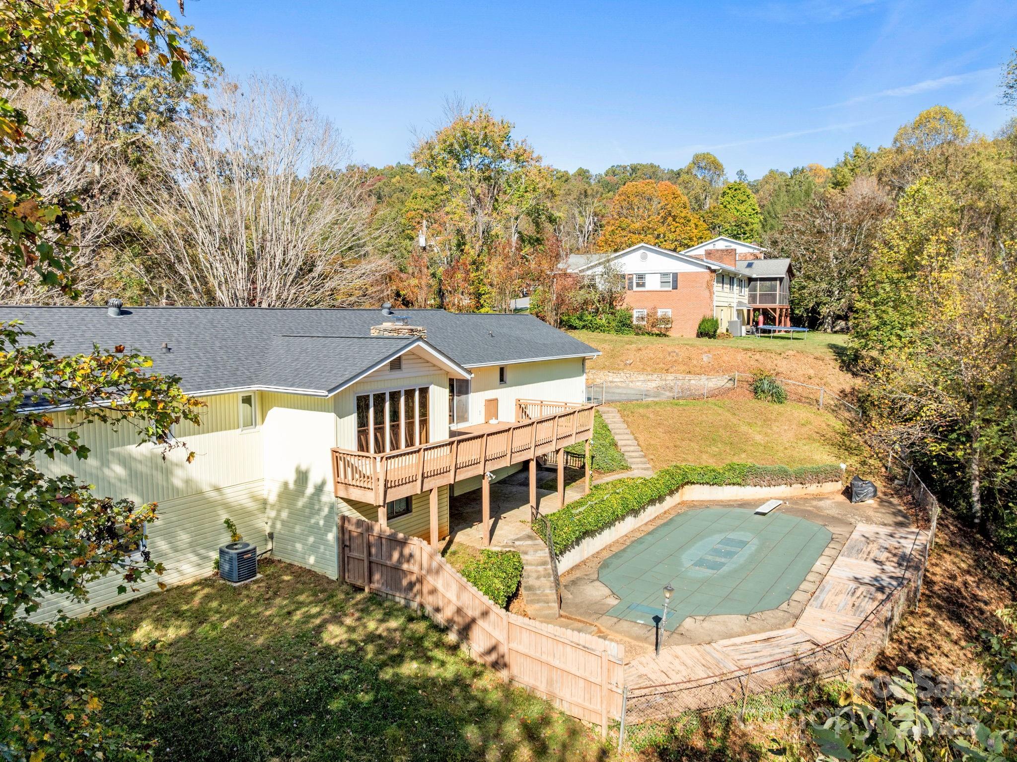45 Crabapple Lane
