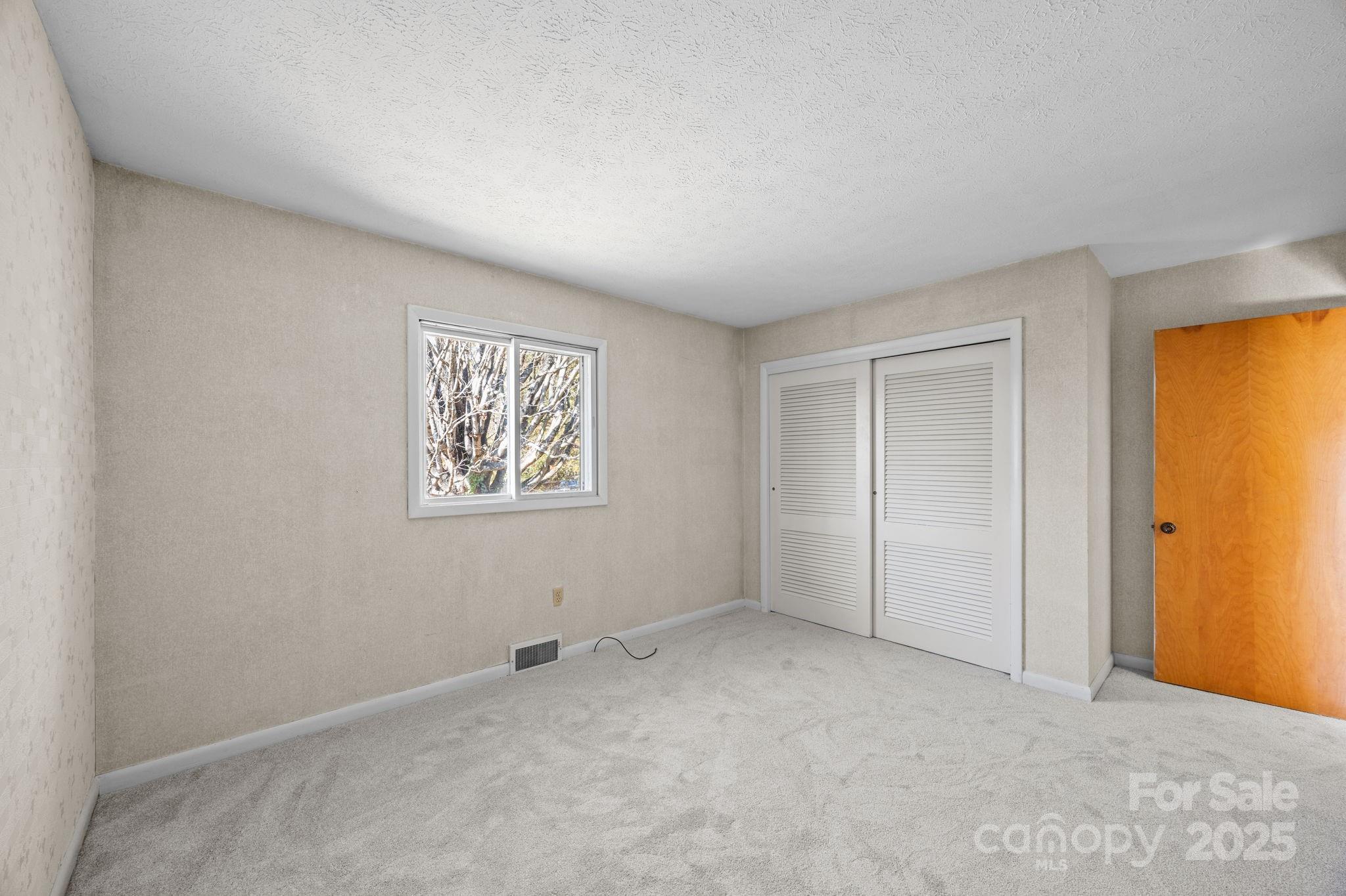 45 Crabapple Lane