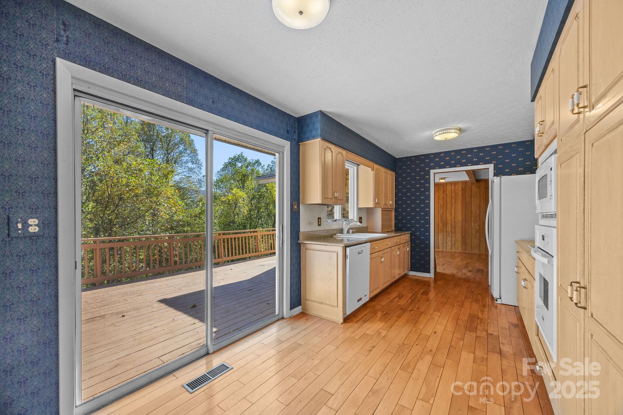 45 Crabapple Lane