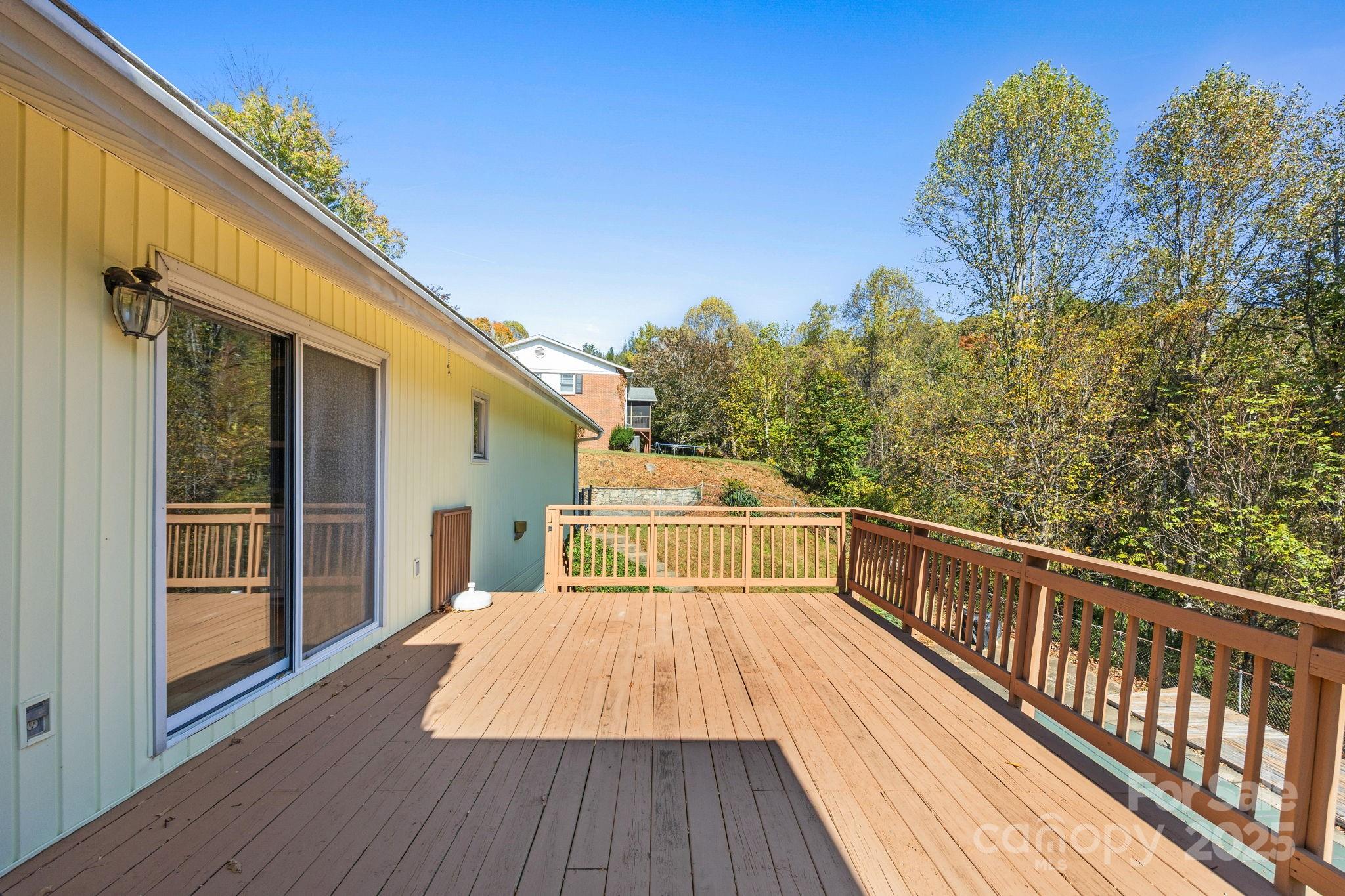 45 Crabapple Lane
