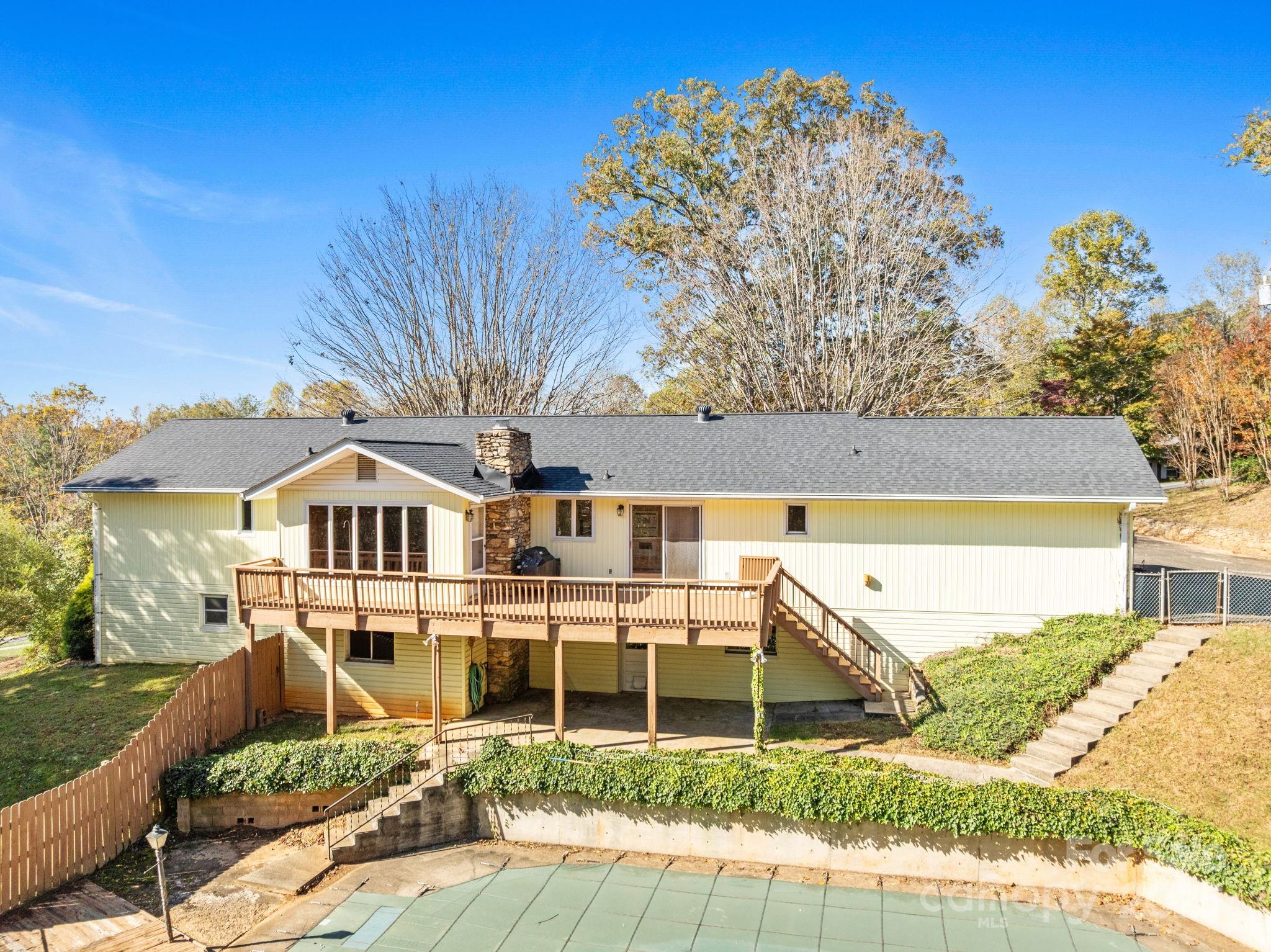 45 Crabapple Lane