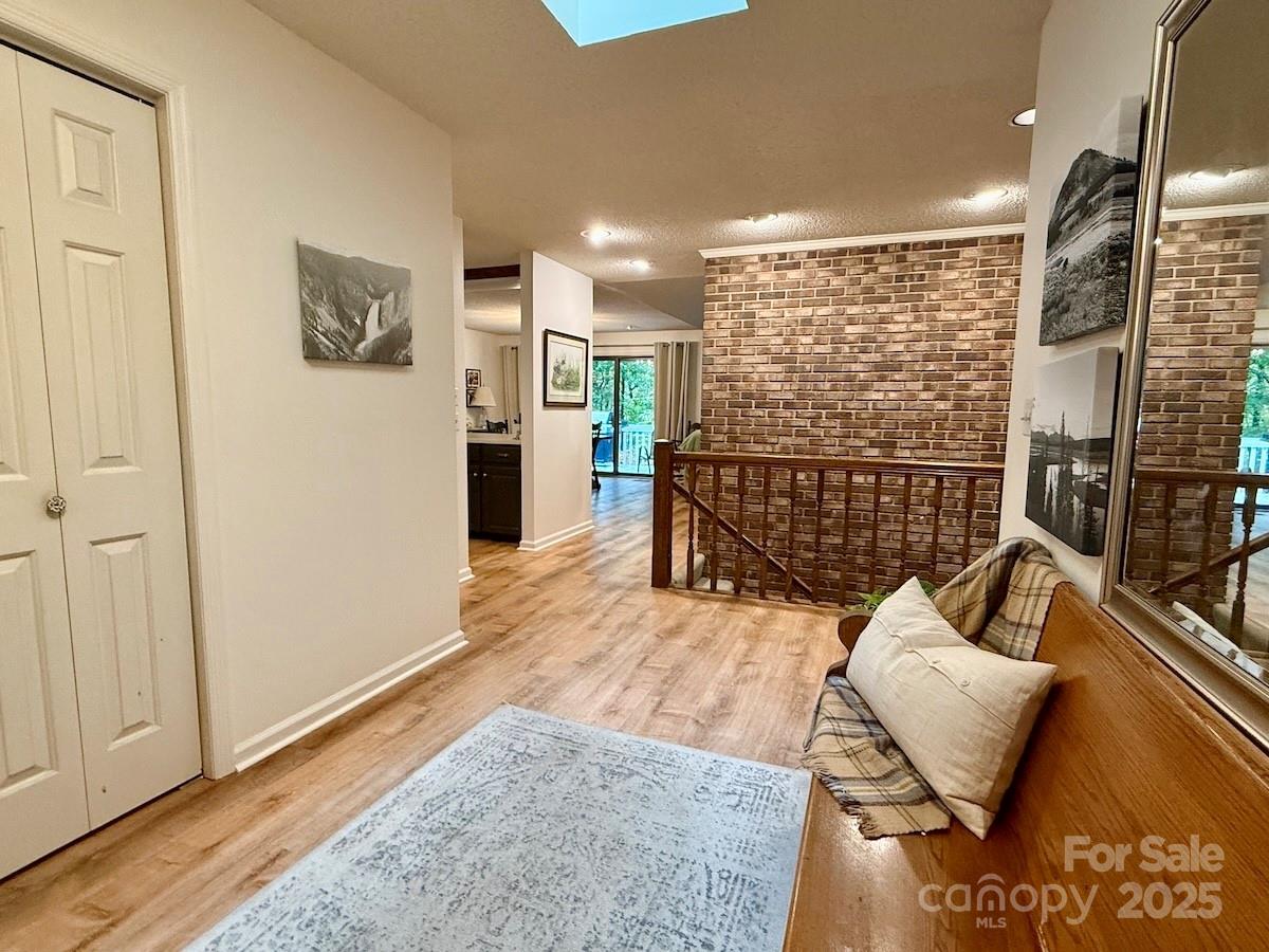 461 Mountain View Drive