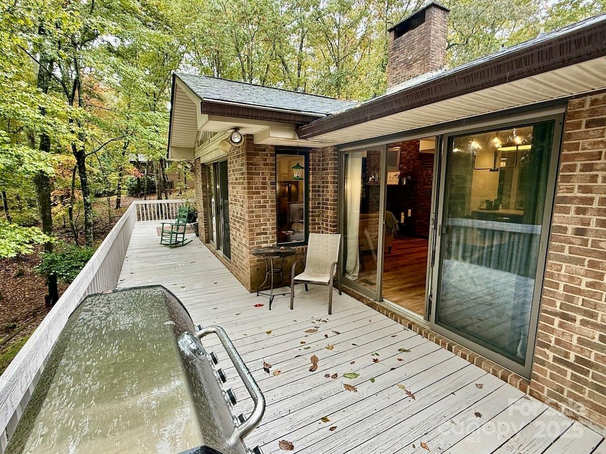 461 Mountain View Drive