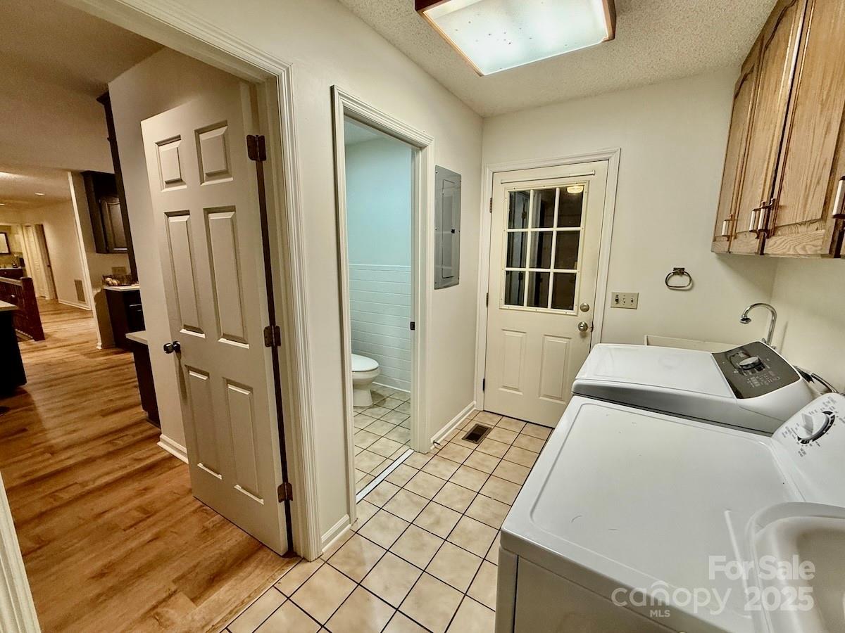 461 Mountain View Drive