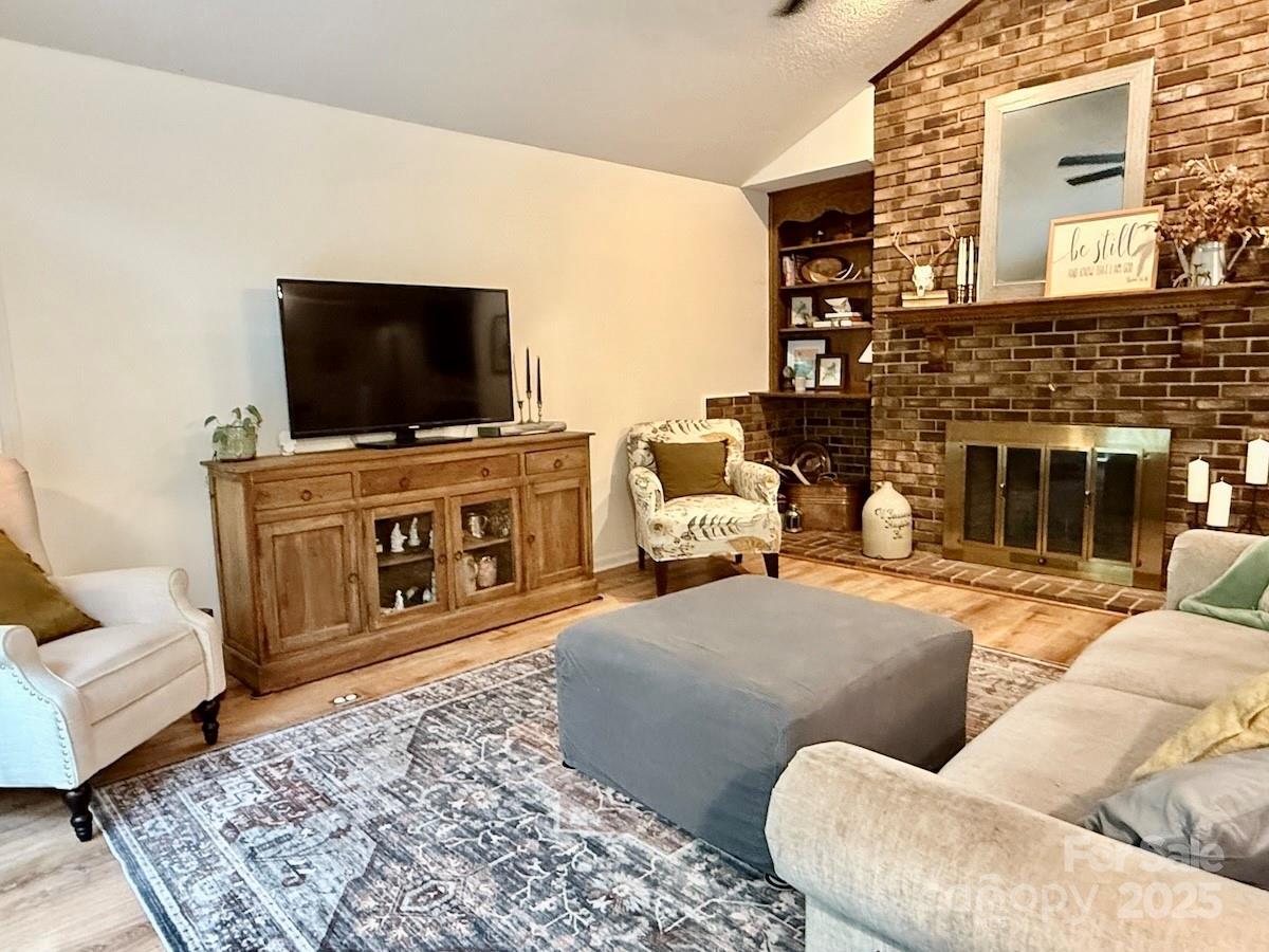 461 Mountain View Drive