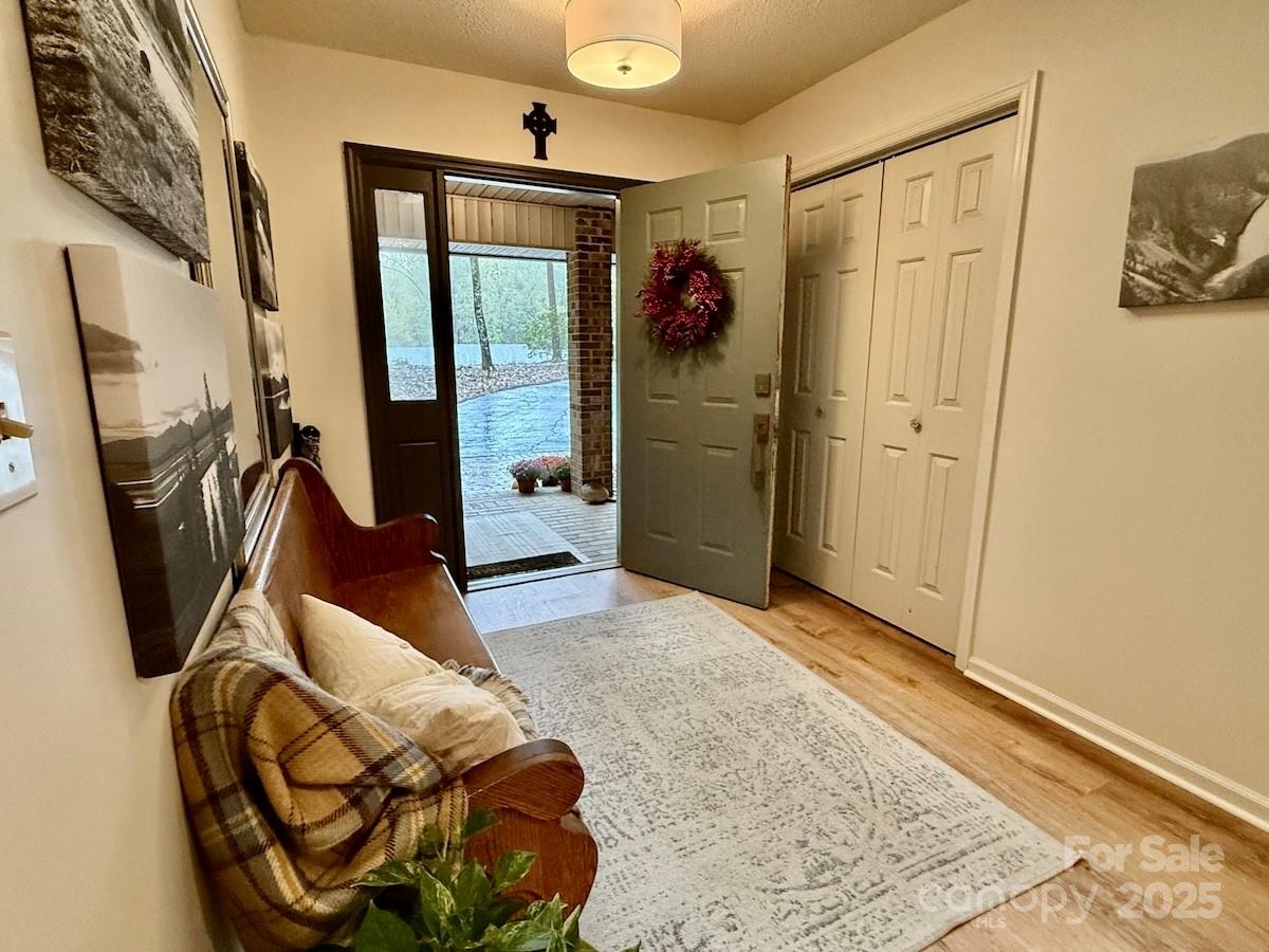 461 Mountain View Drive