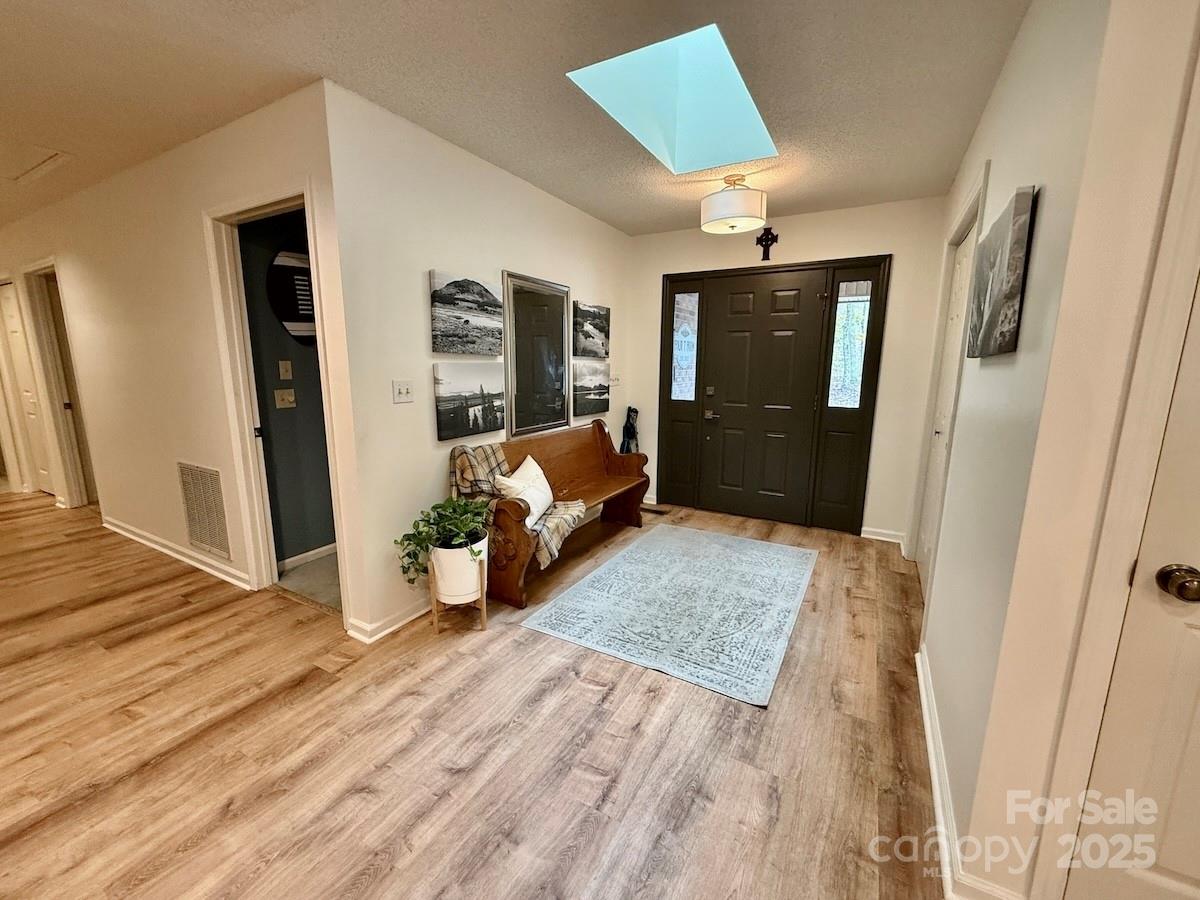 461 Mountain View Drive