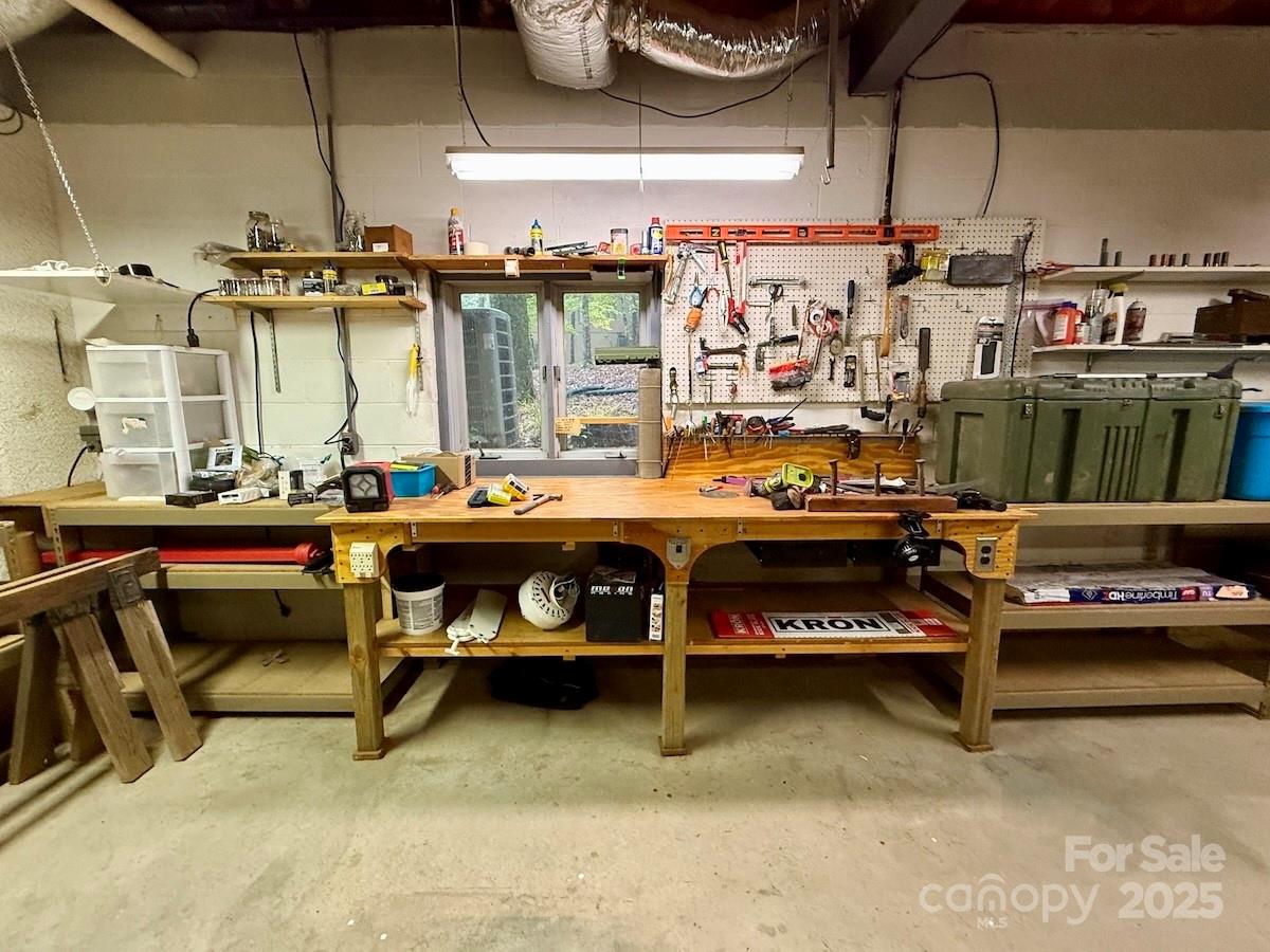 461 Mountain View Drive