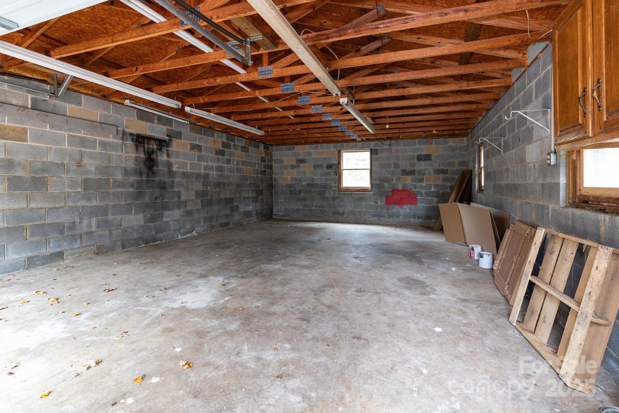 182 Dock Ratcliffe Road