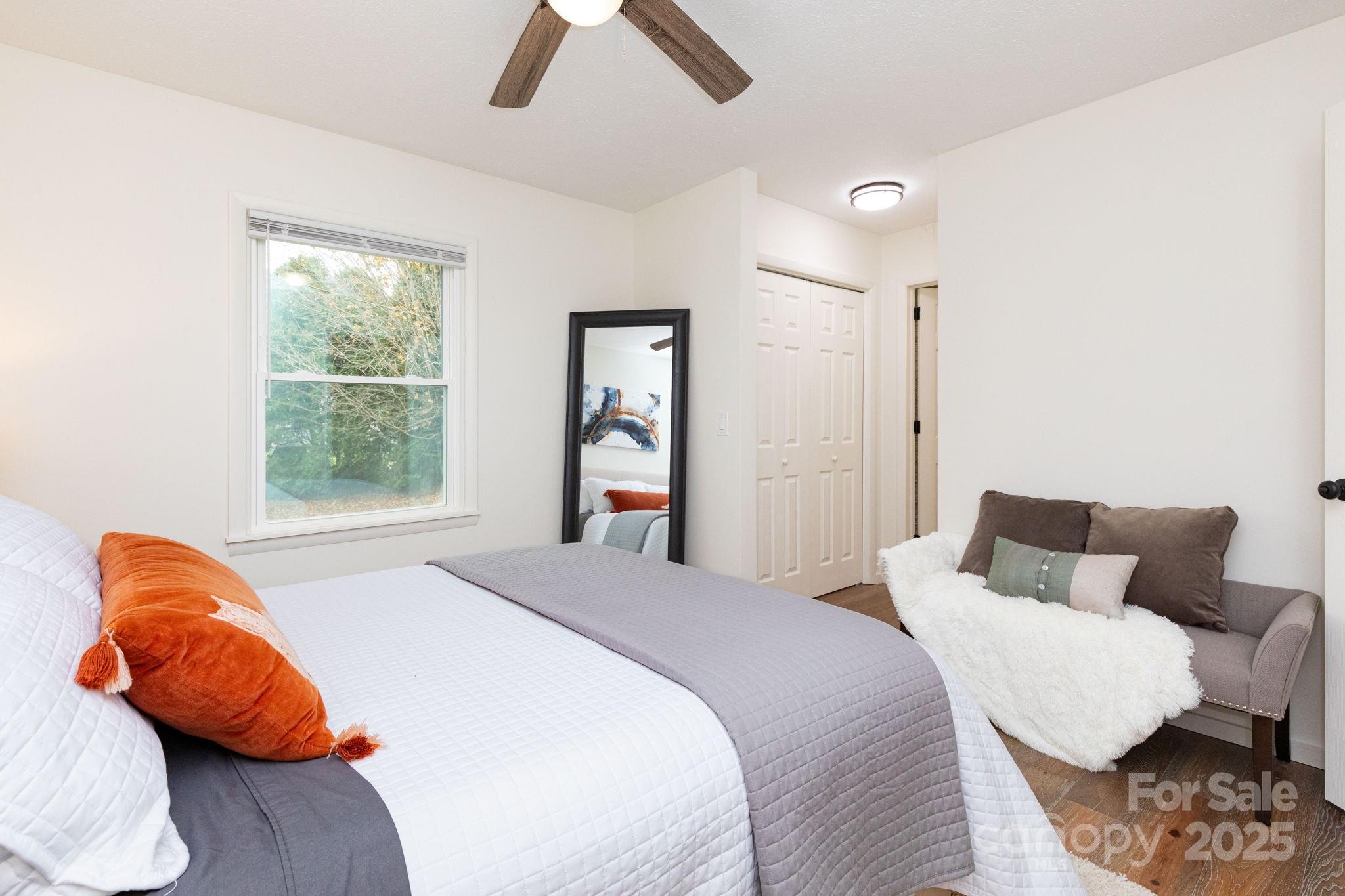 182 Dock Ratcliffe Road