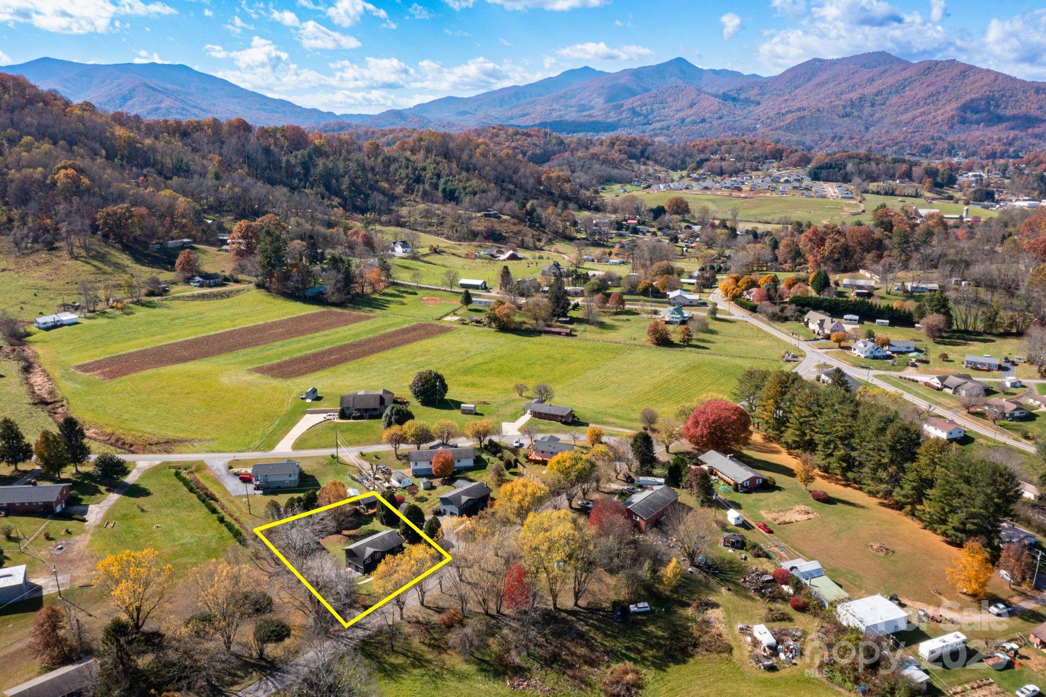 182 Dock Ratcliffe Road