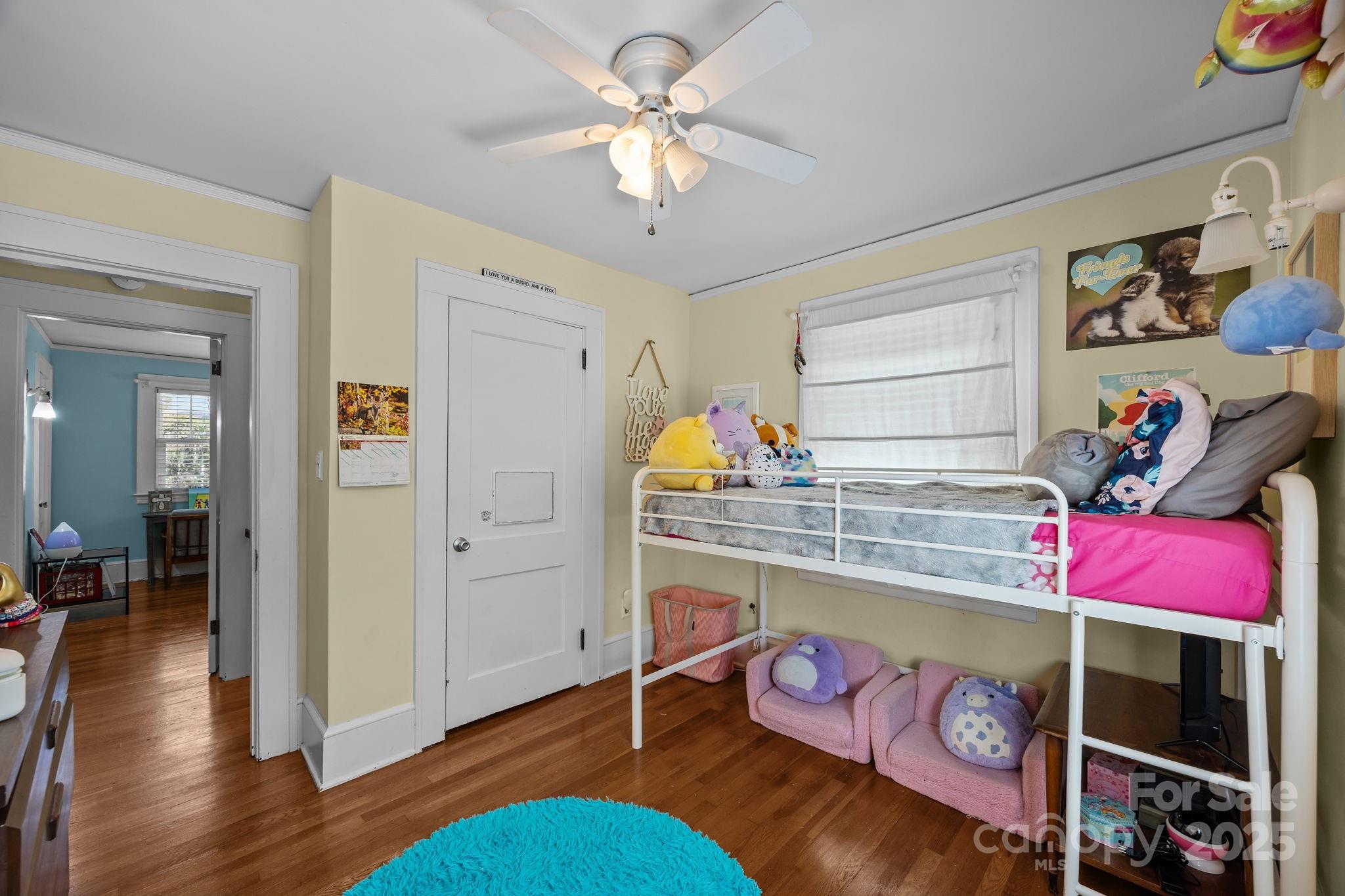 891 Hendersonville Road