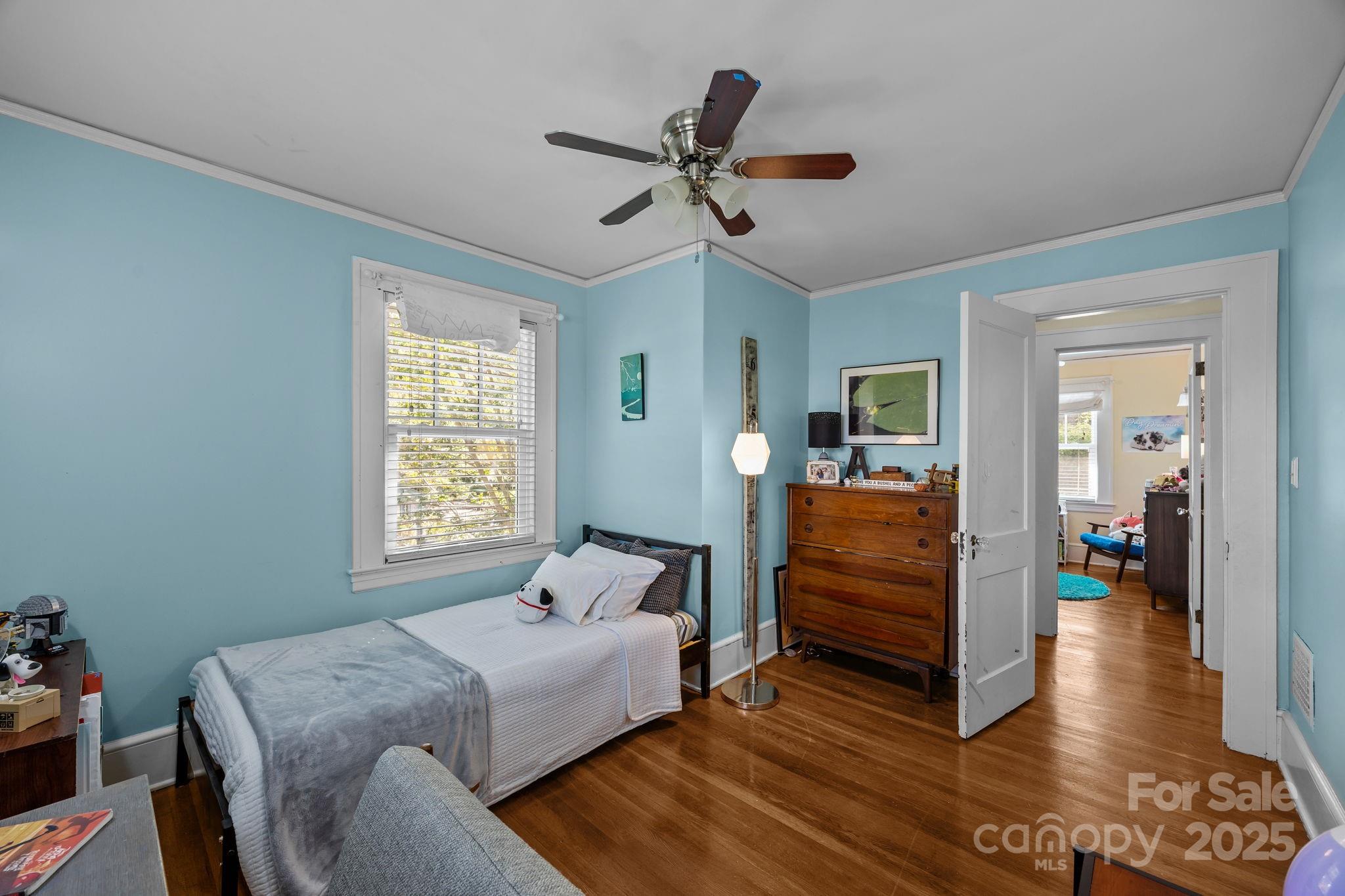 891 Hendersonville Road