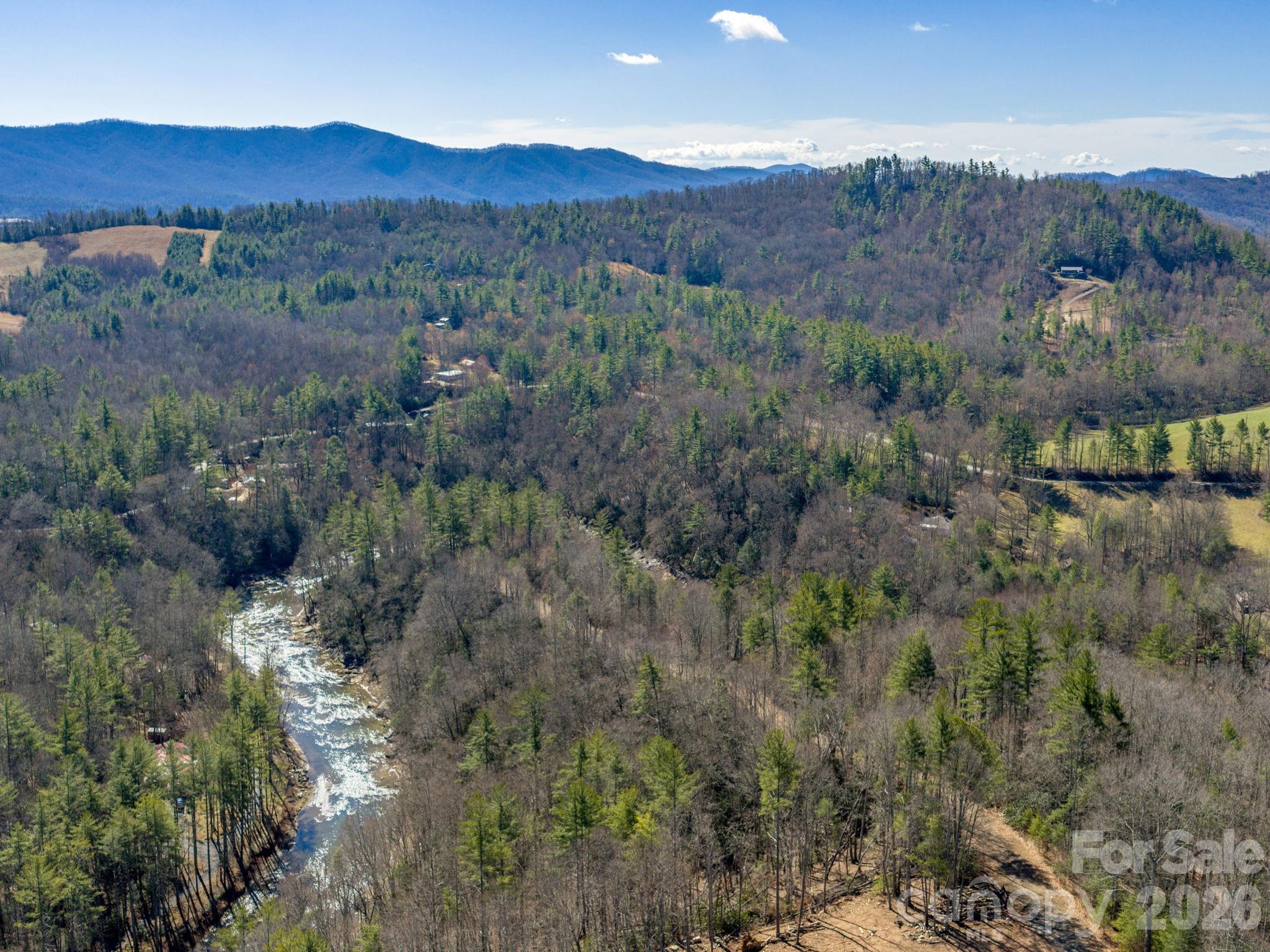 99999 Toe River Lane