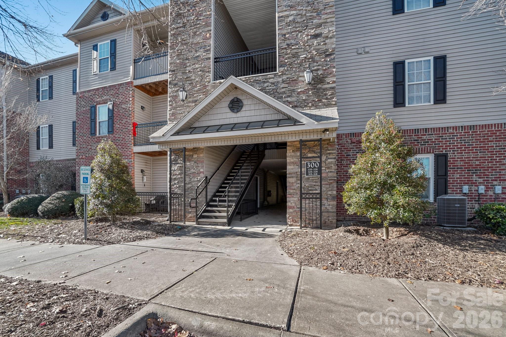 316 Appeldoorn Circle