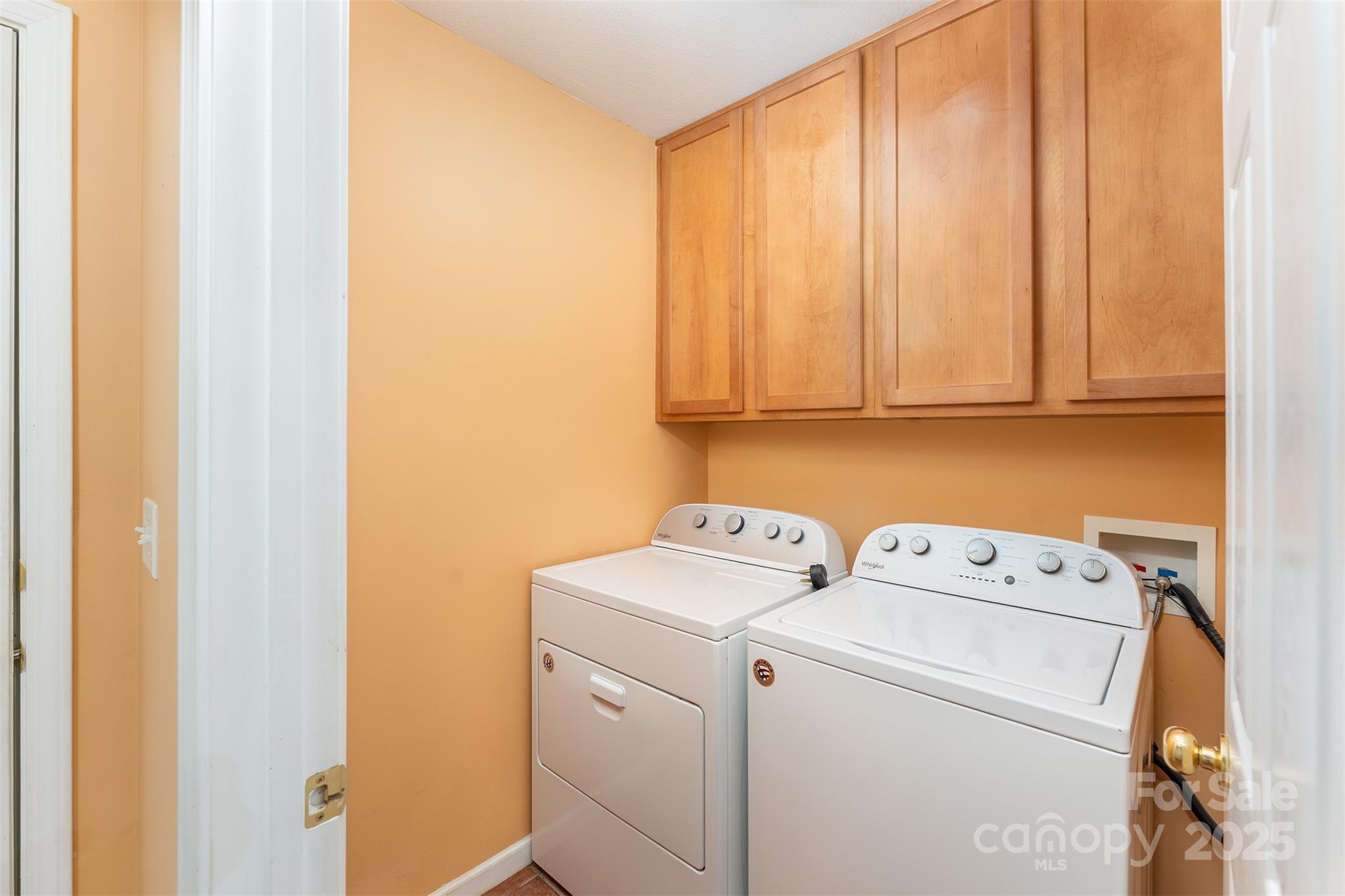 412 Wiltshire Circle