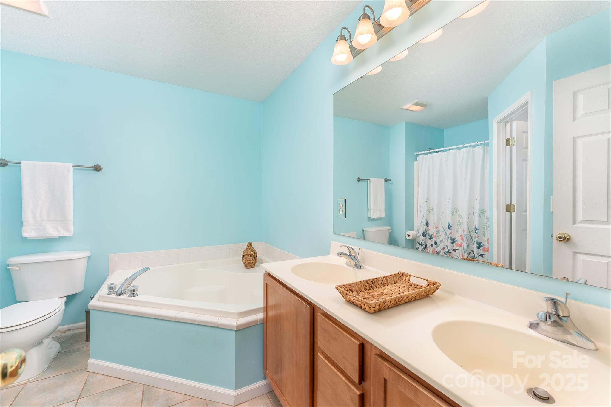 412 Wiltshire Circle