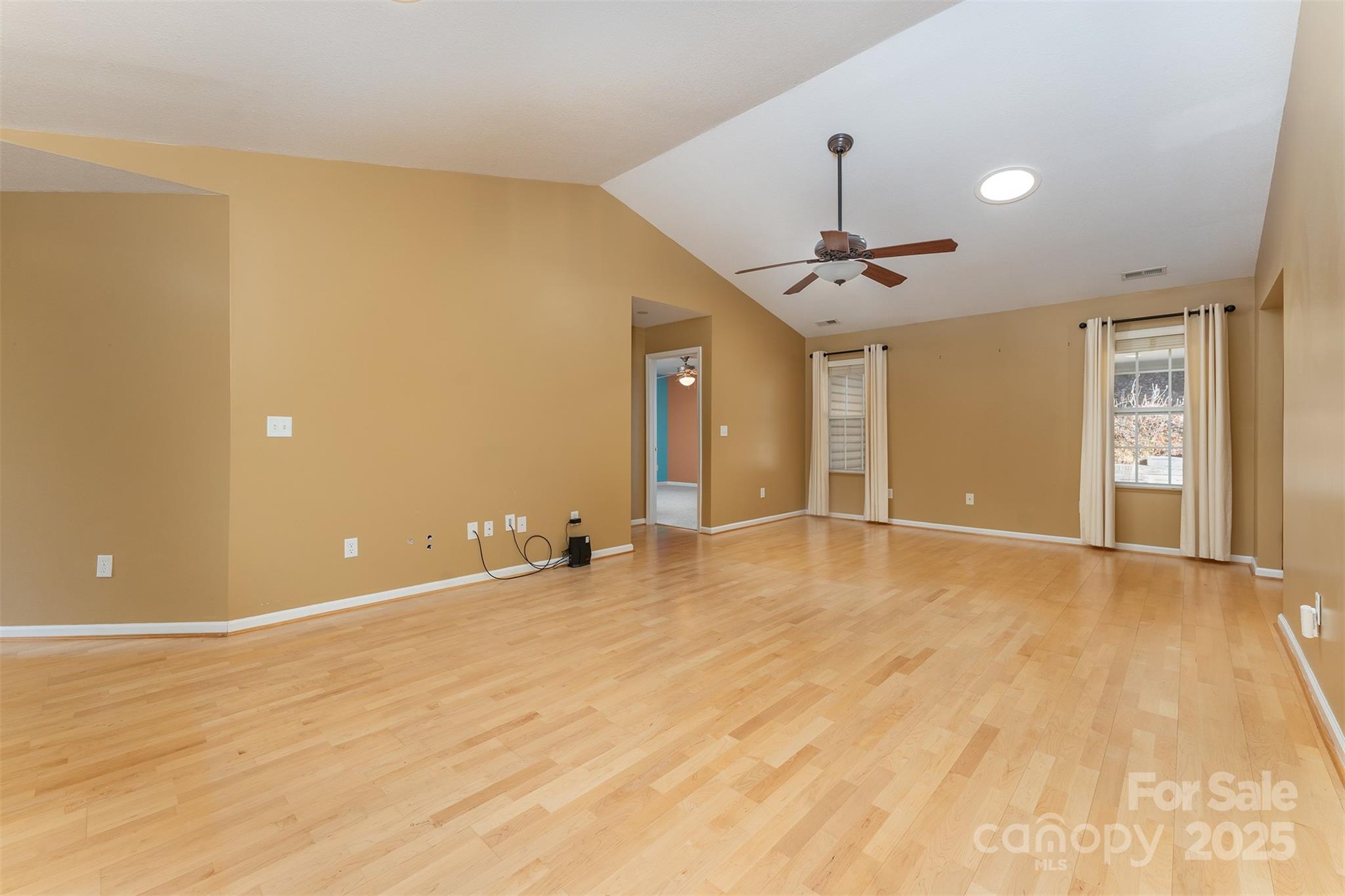 412 Wiltshire Circle