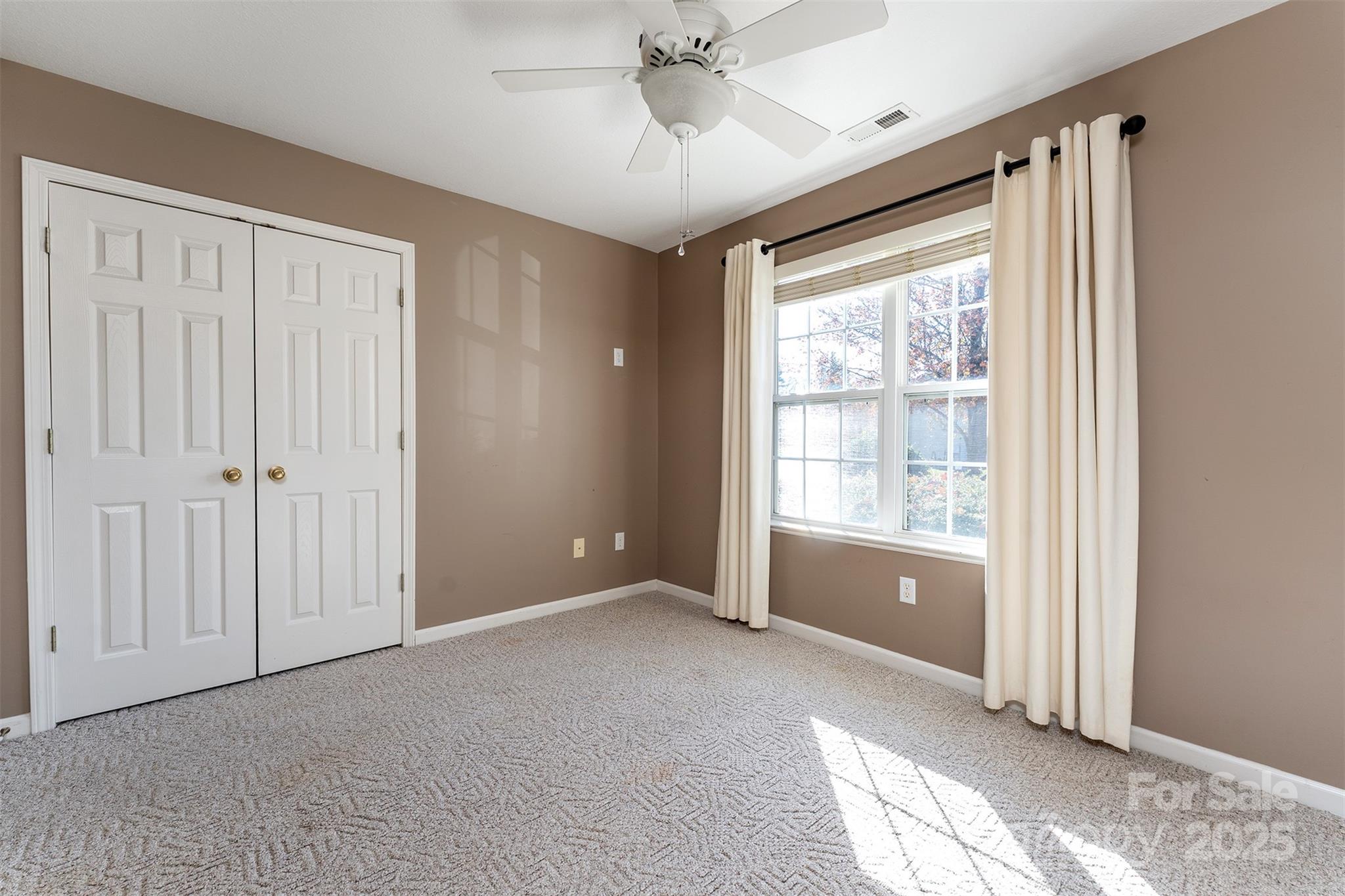 412 Wiltshire Circle