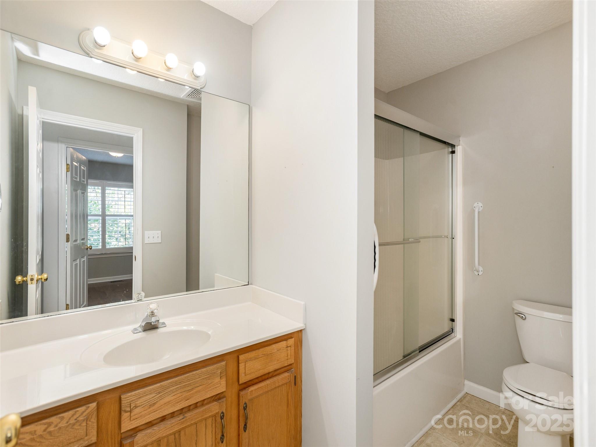 102 Waters Edge Drive