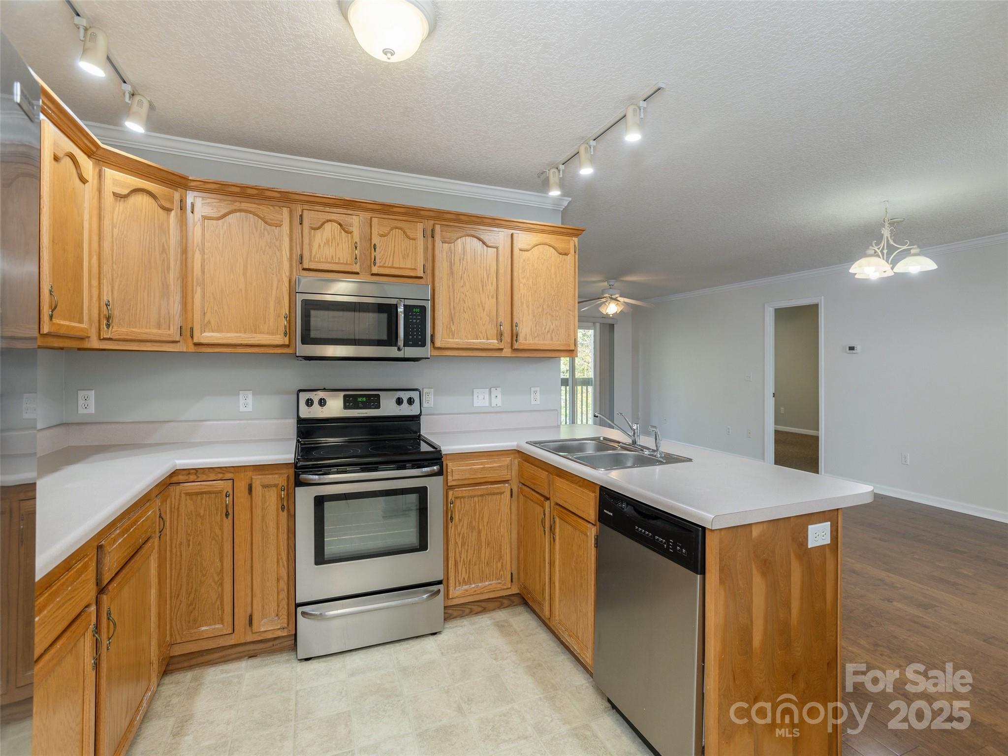 102 Waters Edge Drive