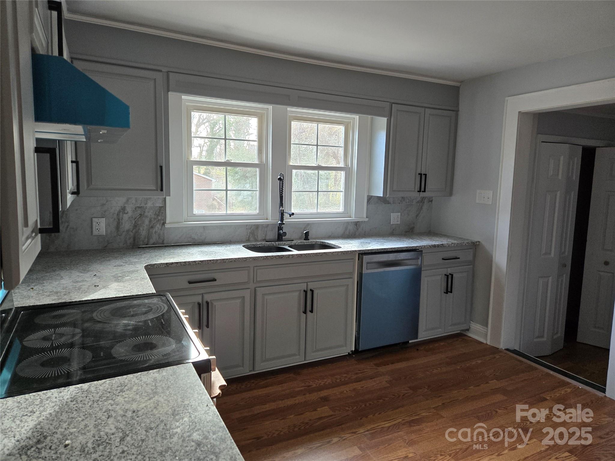 221 E Herman Street