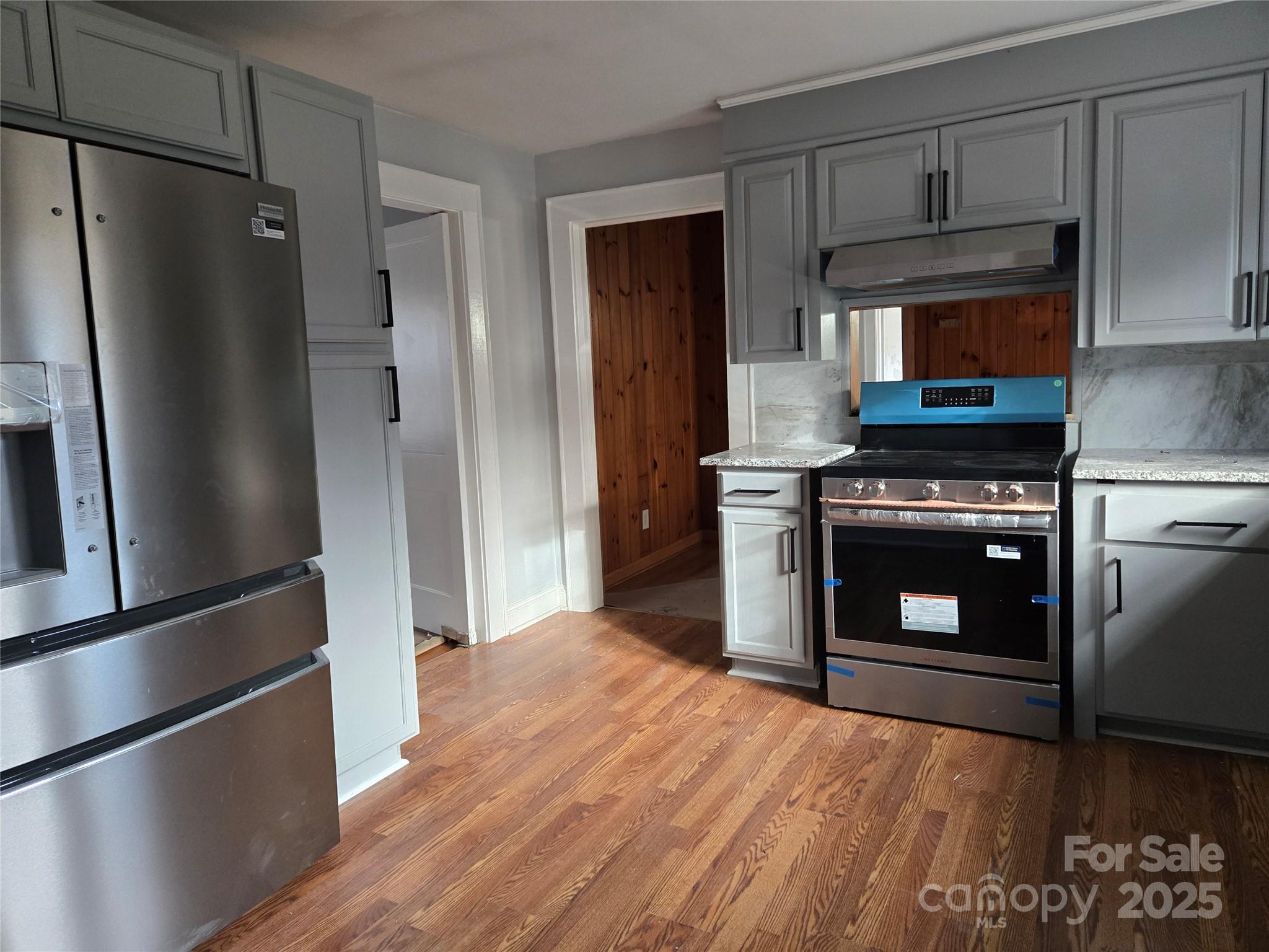 221 E Herman Street